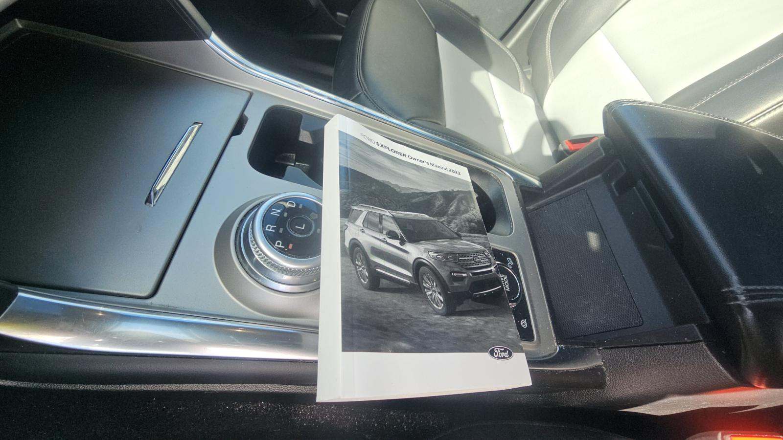 2023 Ford Explorer XLT AWD