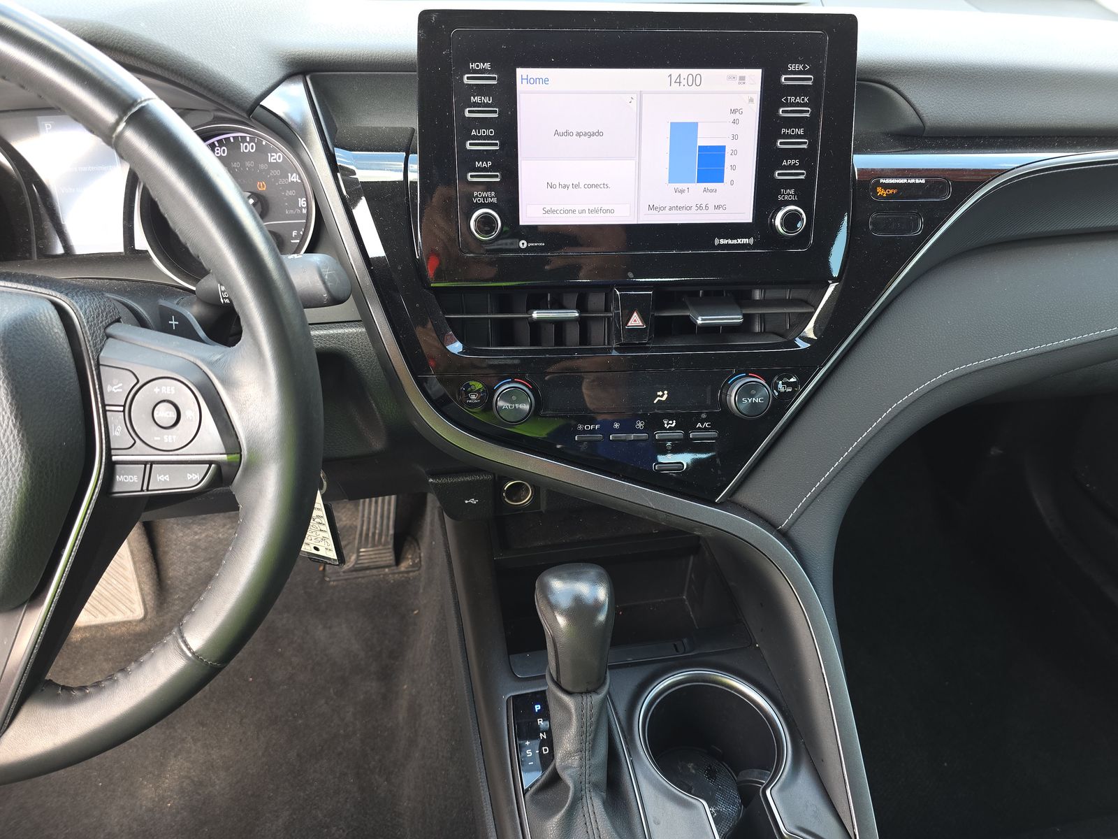 2024 Toyota Camry SE FWD