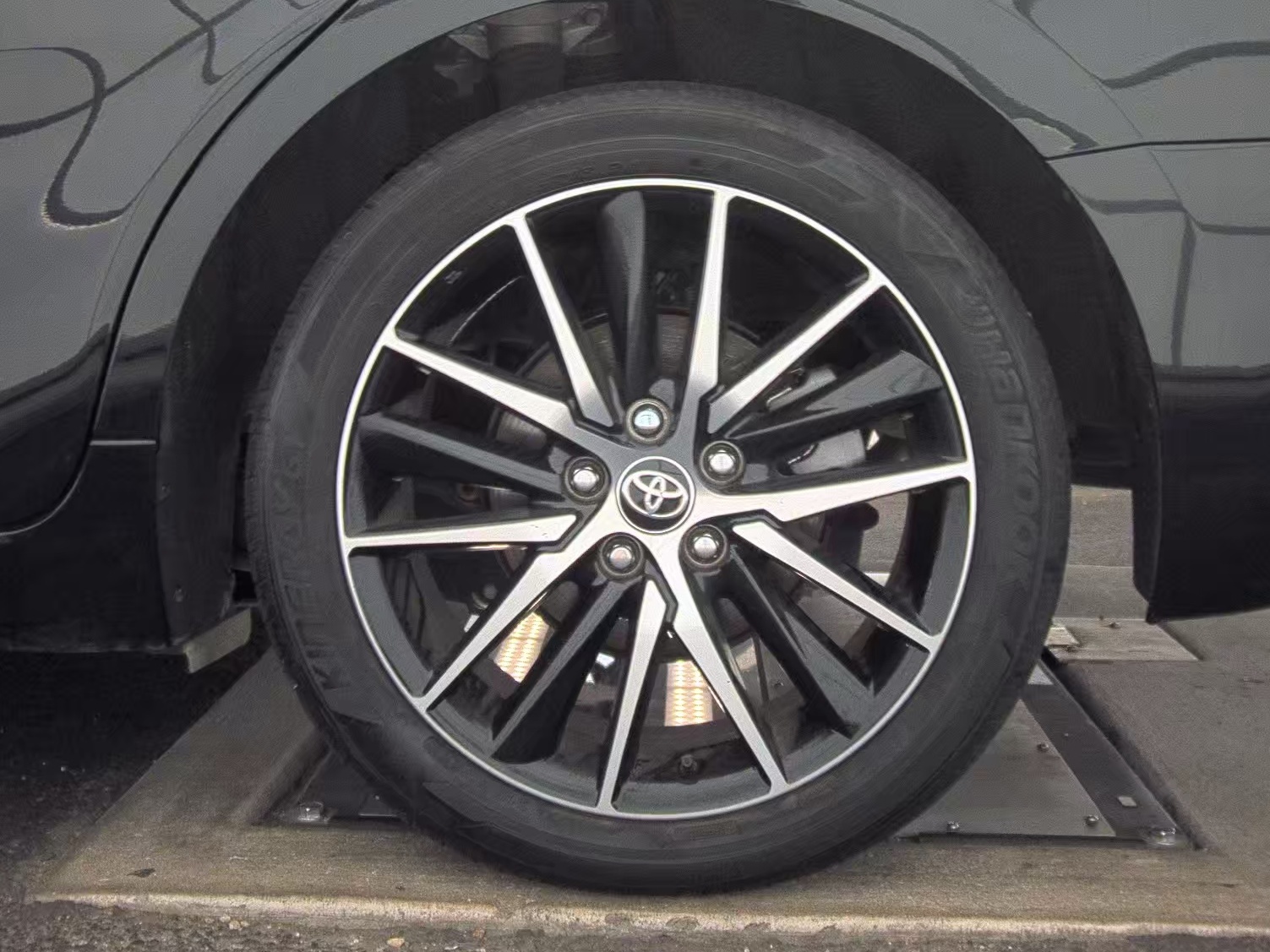 2024 Toyota Camry SE FWD