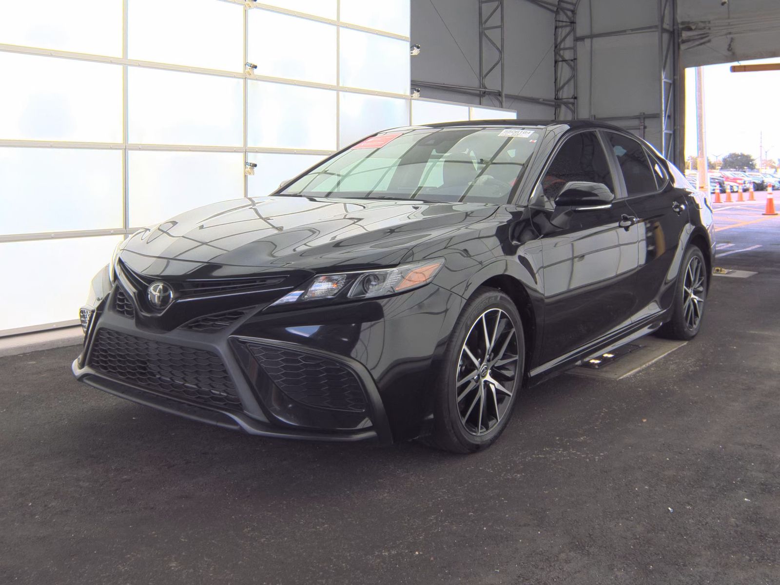 2024 Toyota Camry SE FWD