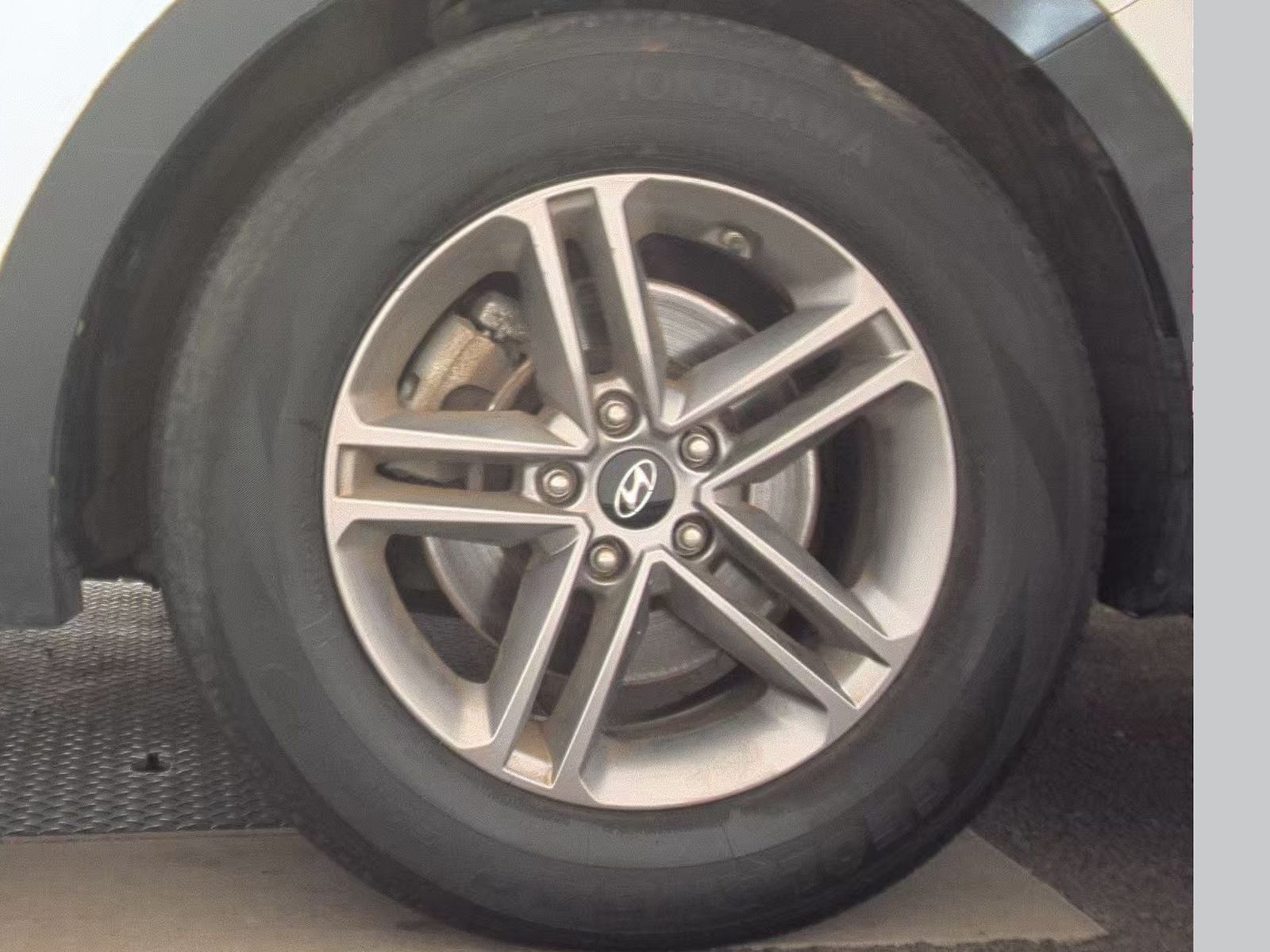 2017 Hyundai Santa Fe Sport Base AWD