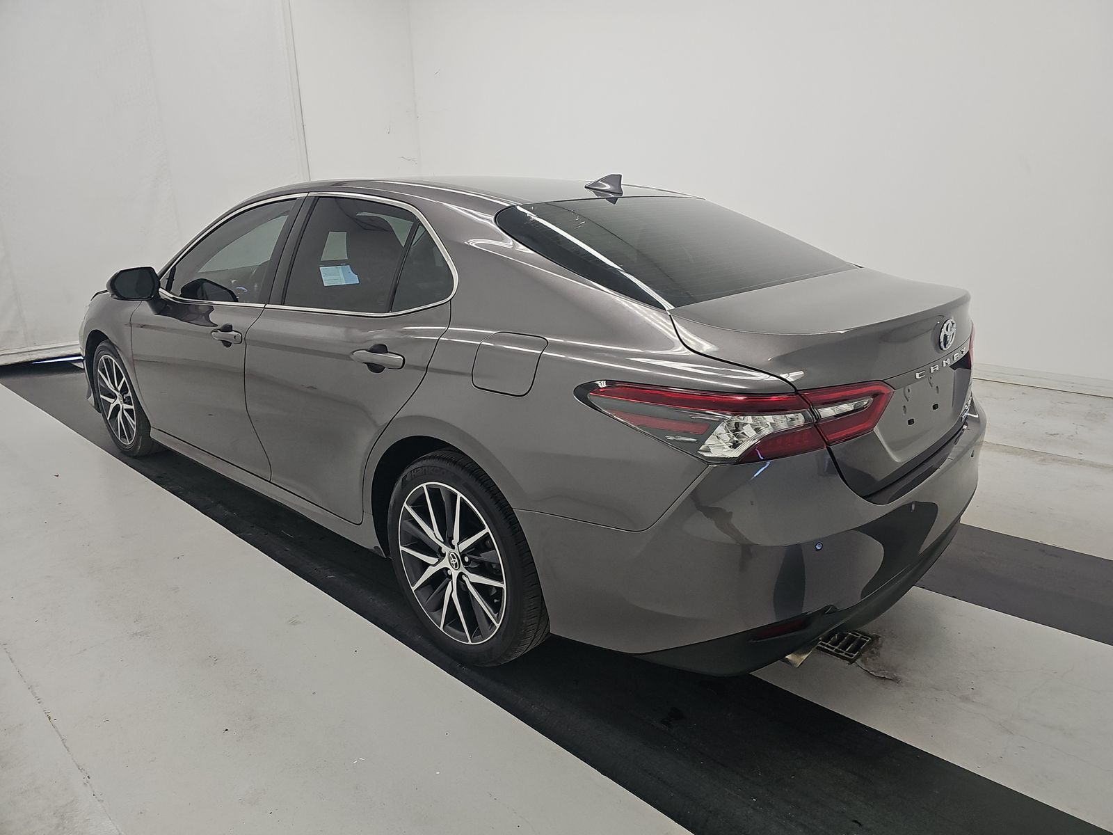 2023 Toyota Camry Hybrid XLE FWD