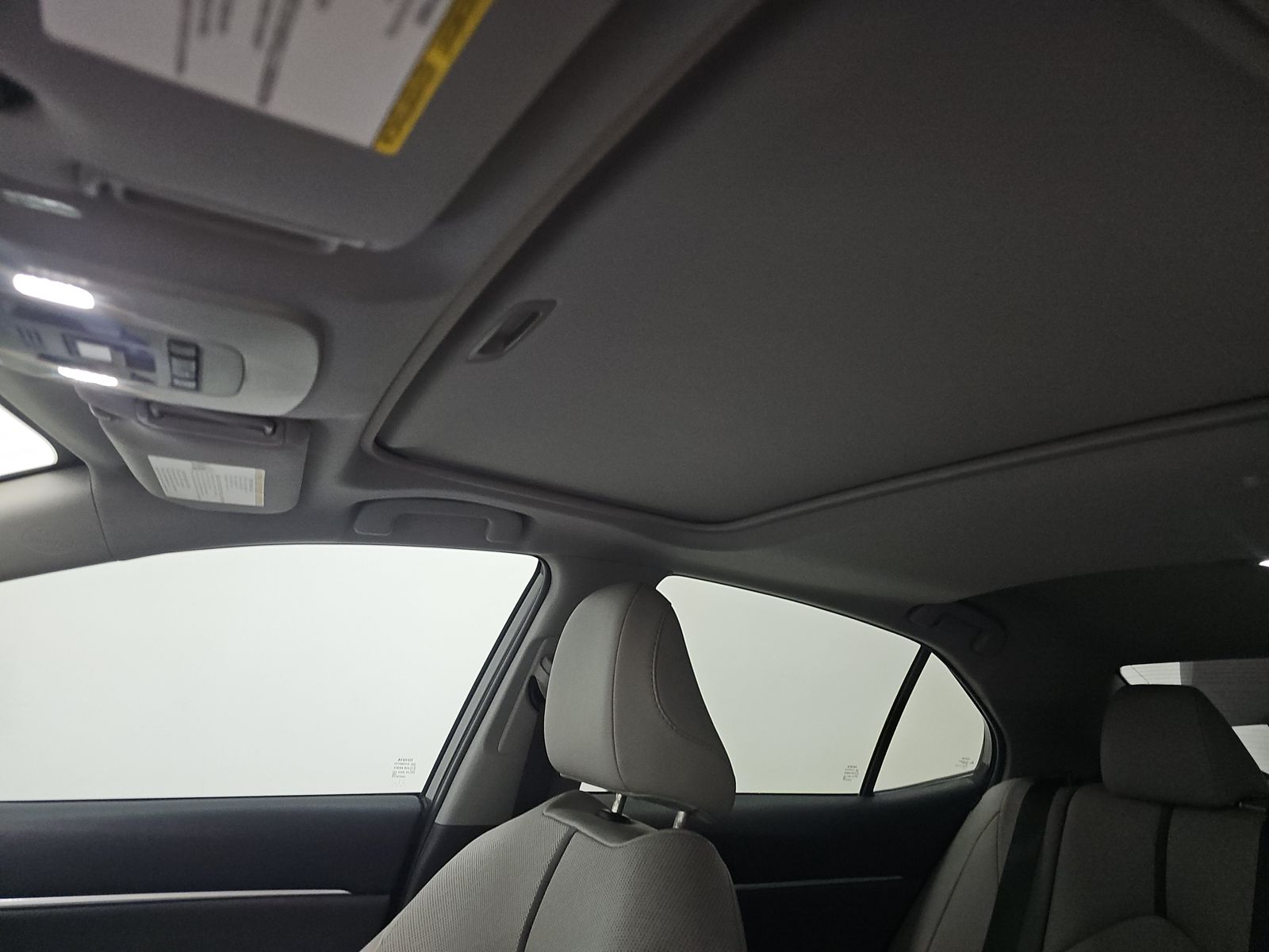 2023 Toyota Camry Hybrid XLE FWD