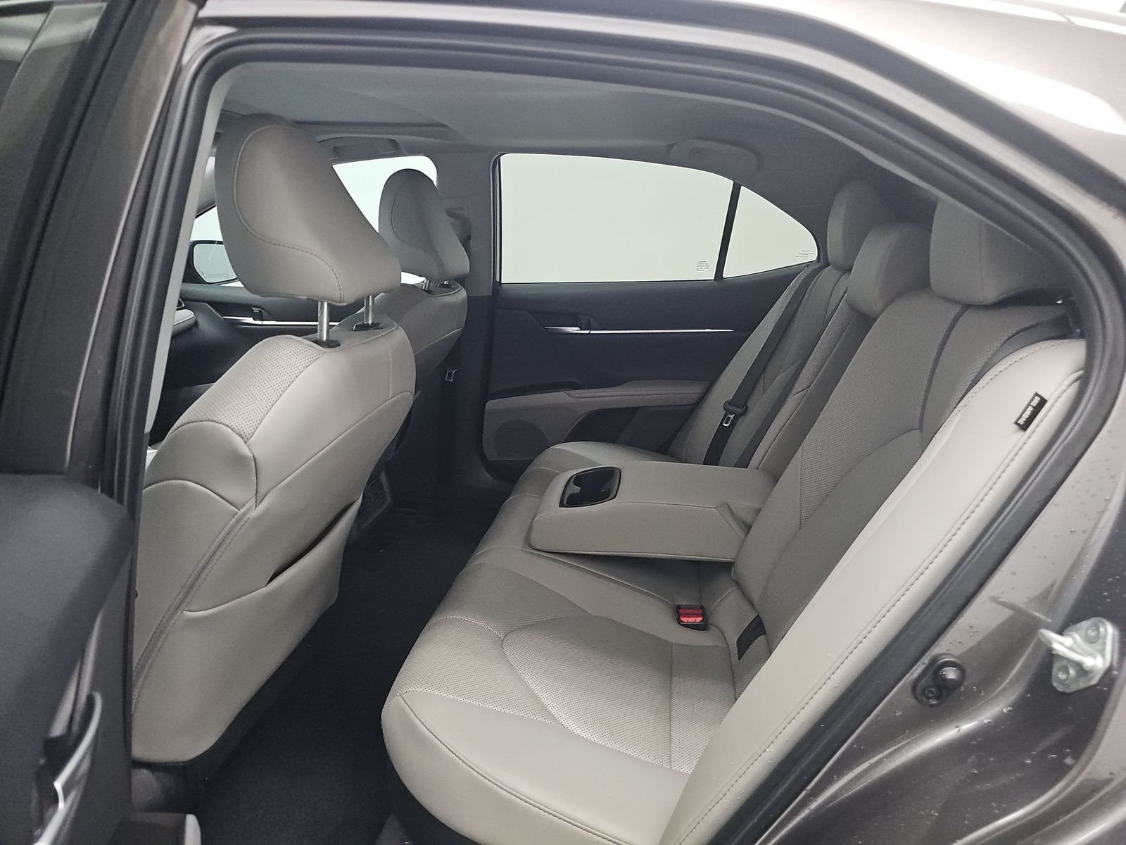 2023 Toyota Camry Hybrid XLE FWD