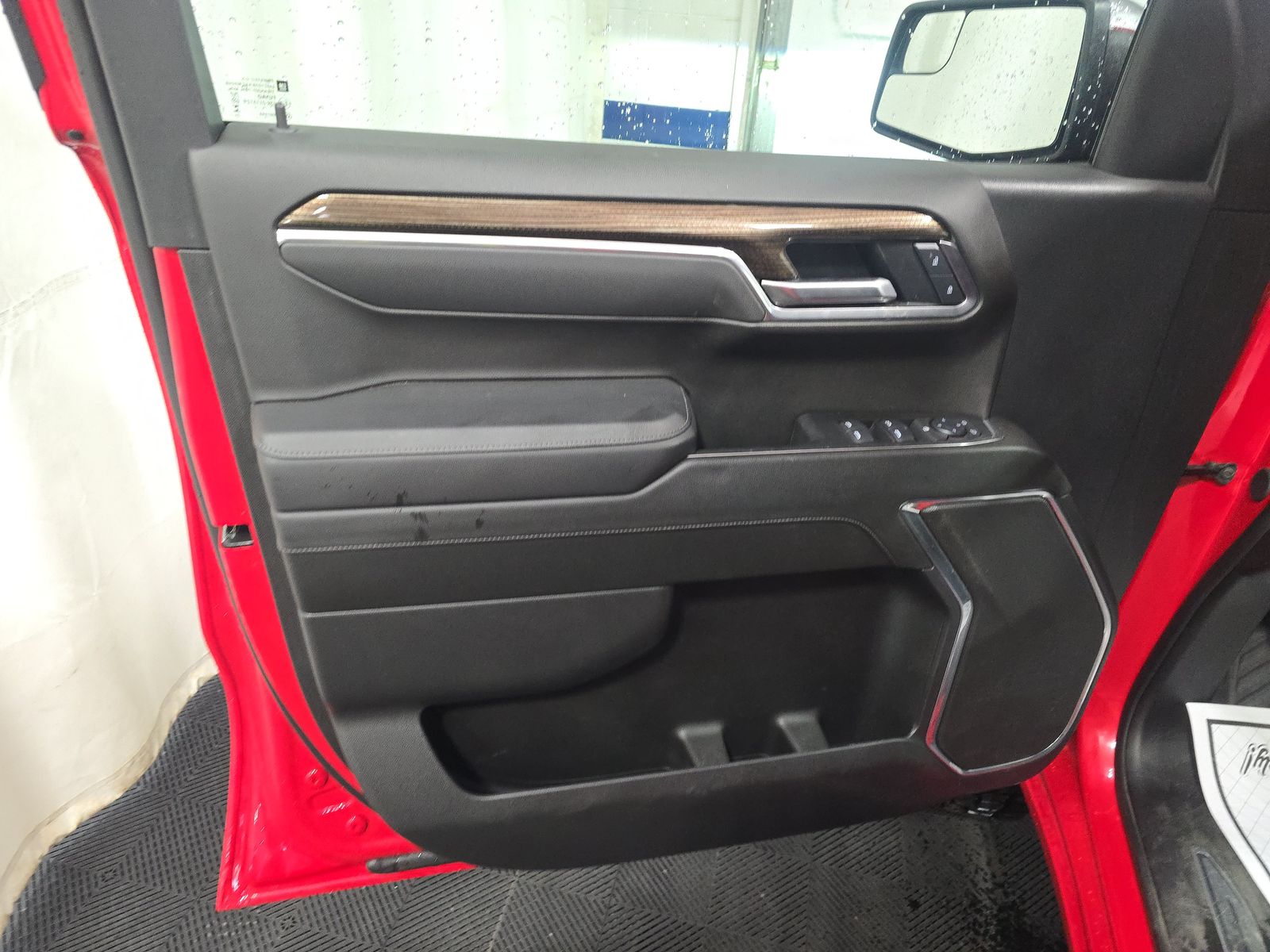 2025 Chevrolet Silverado 1500 LT AWD