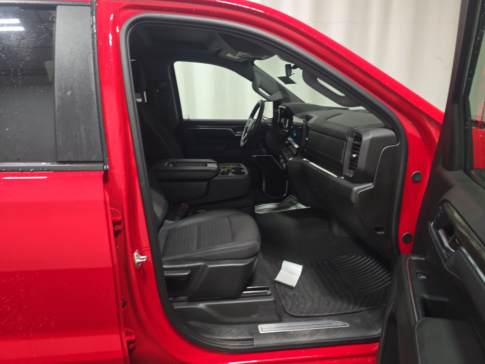 2025 Chevrolet Silverado 1500 LT AWD