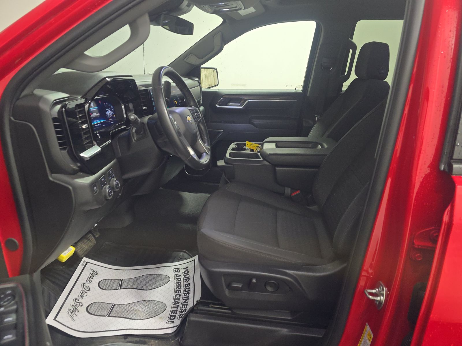 2025 Chevrolet Silverado 1500 LT AWD