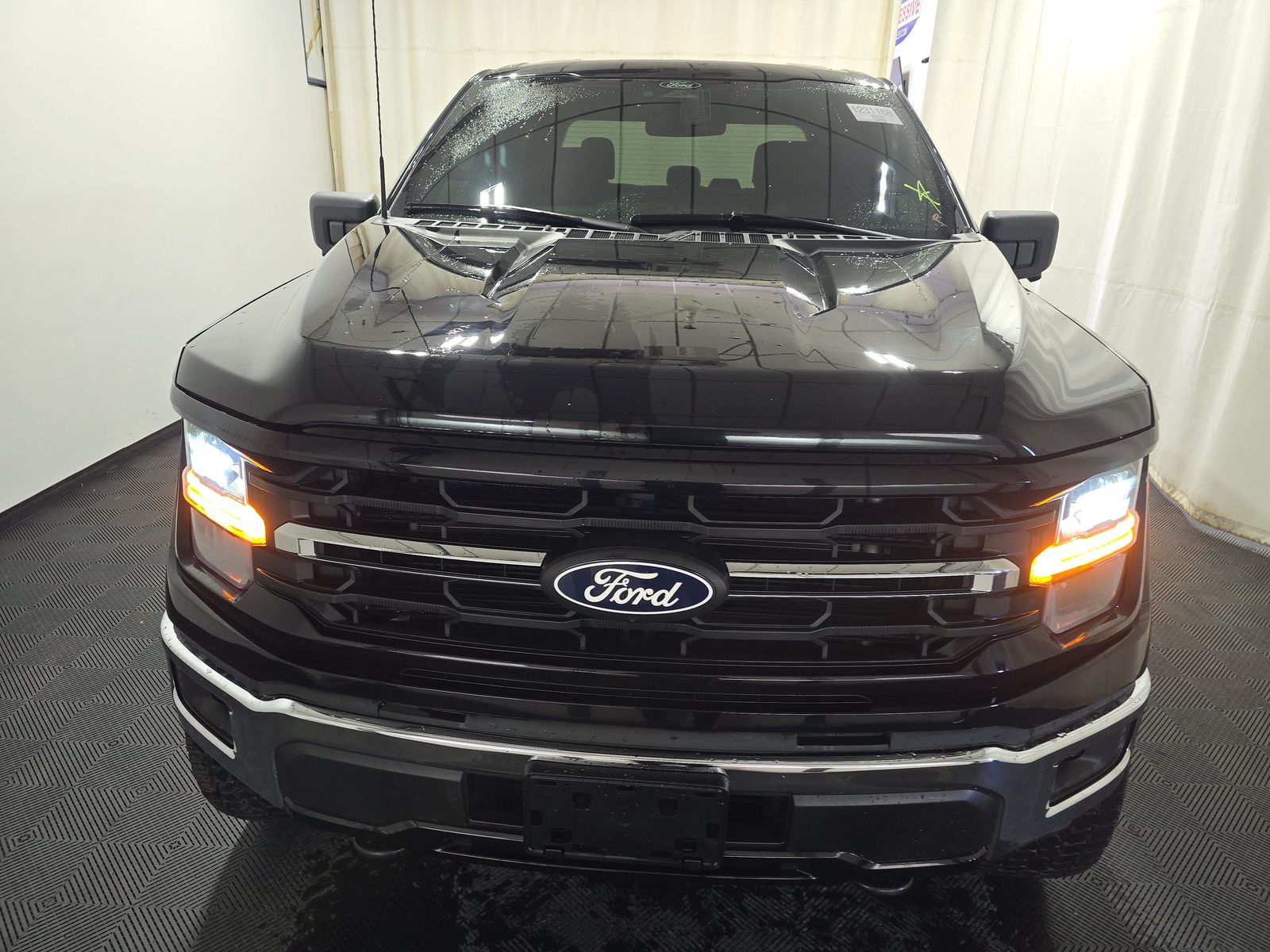 2024 Ford F-150 XLT AWD