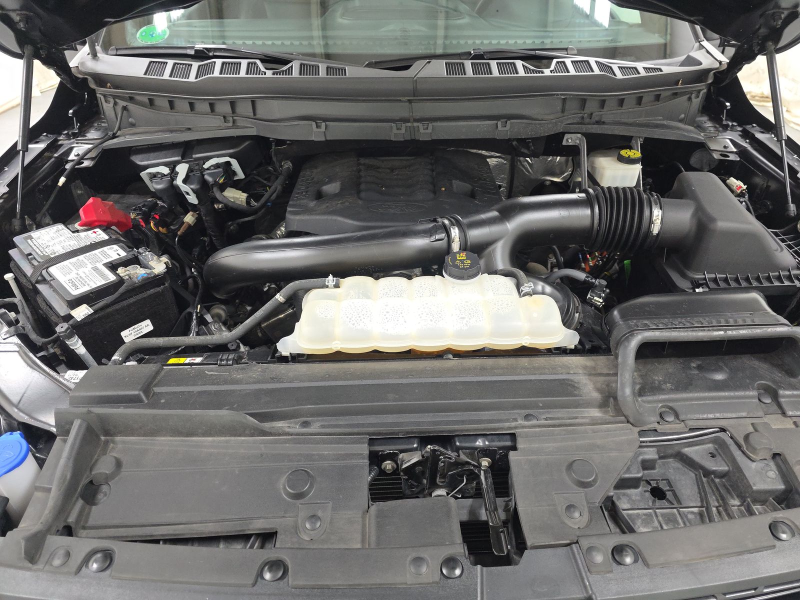 2022 Ford F-150 XLT AWD