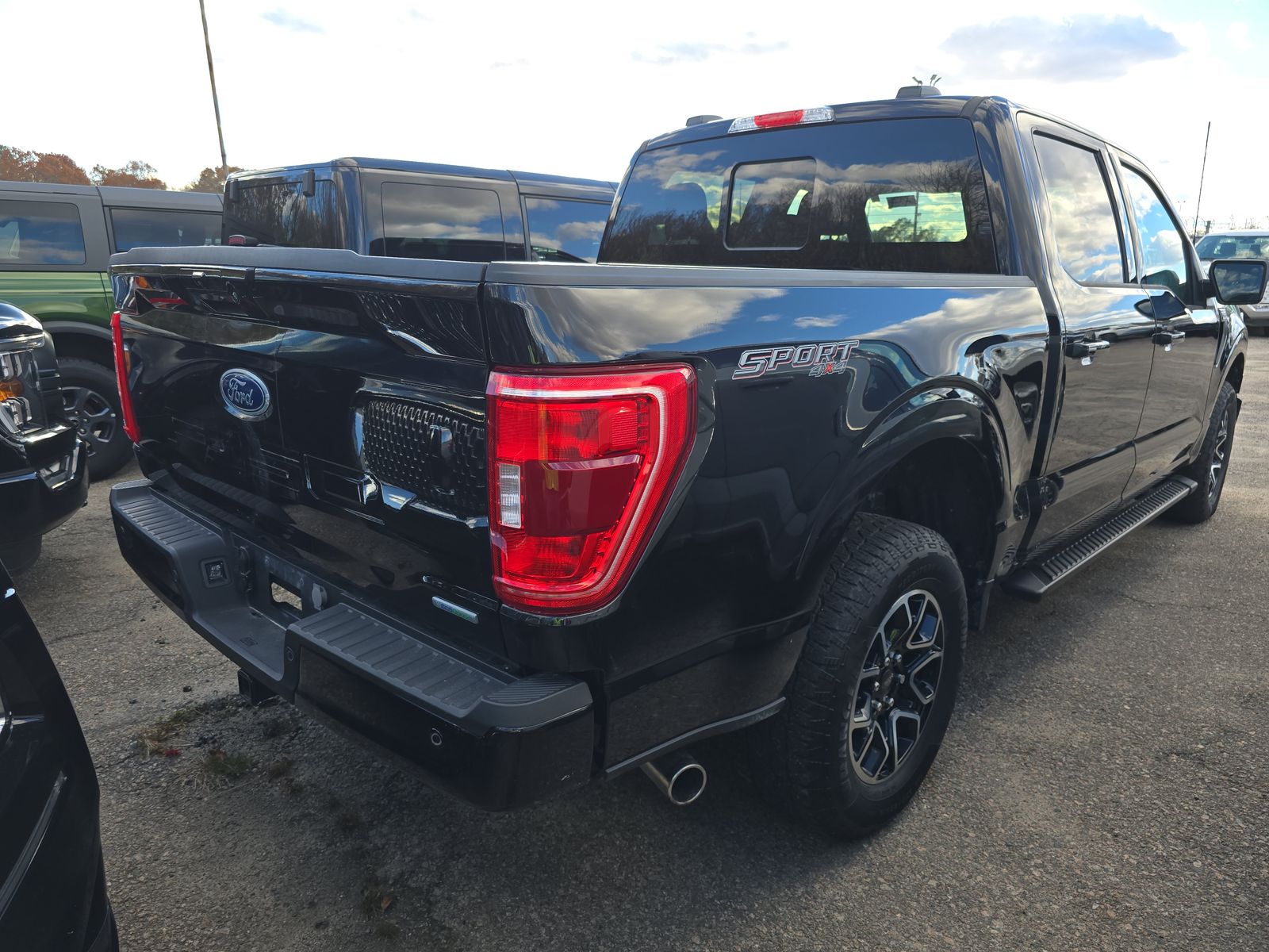 2023 Ford F-150 XLT AWD
