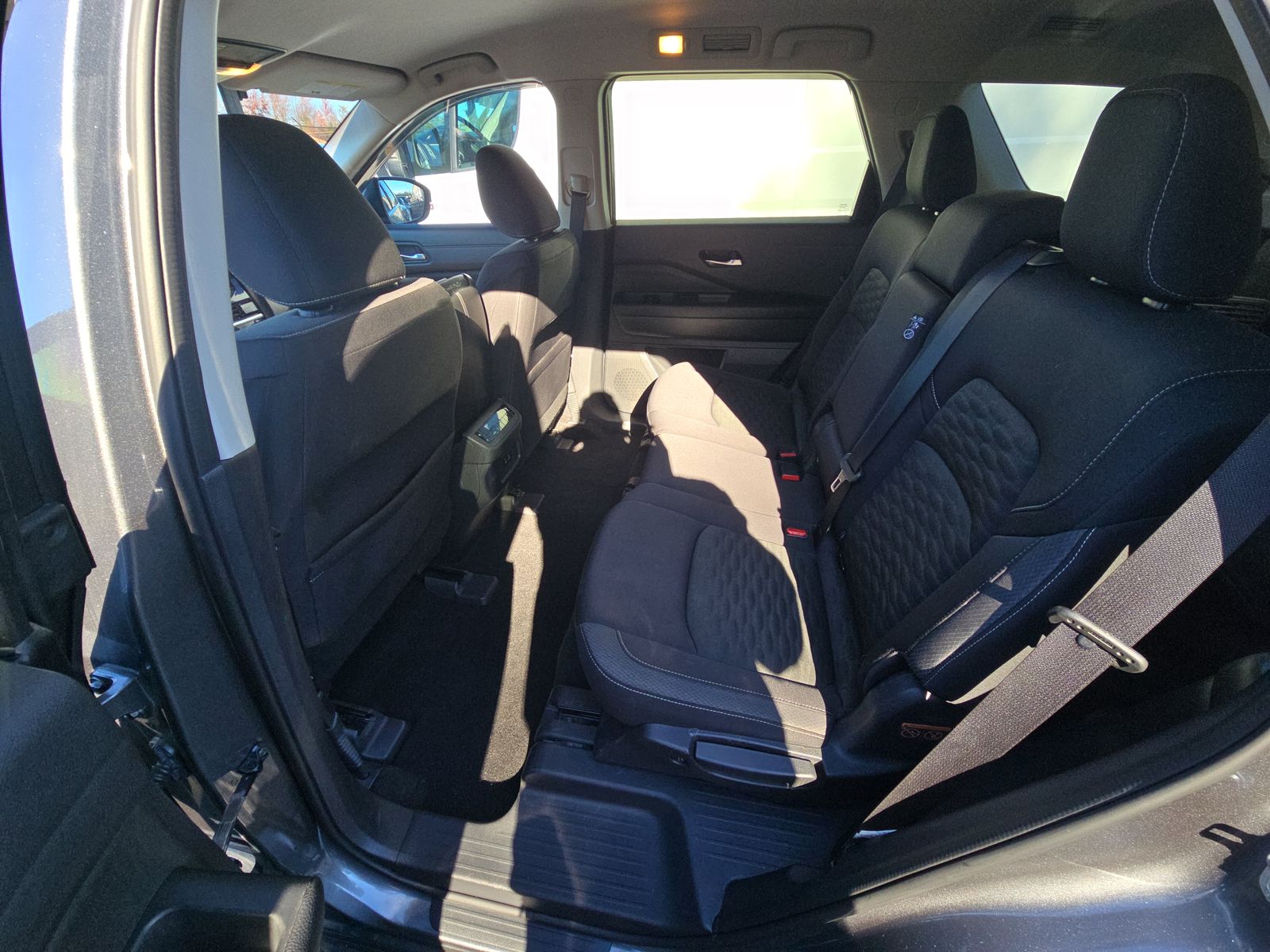 2022 Nissan Pathfinder SV AWD