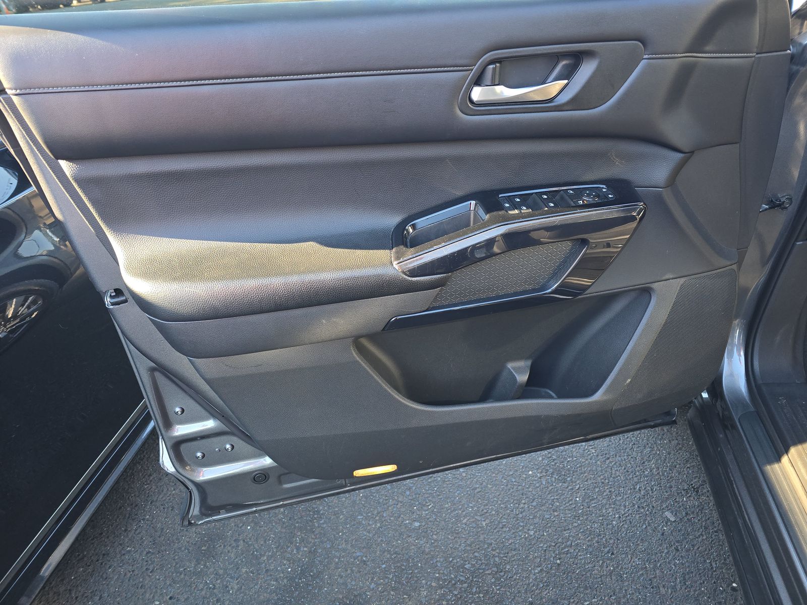 2022 Nissan Pathfinder SV AWD