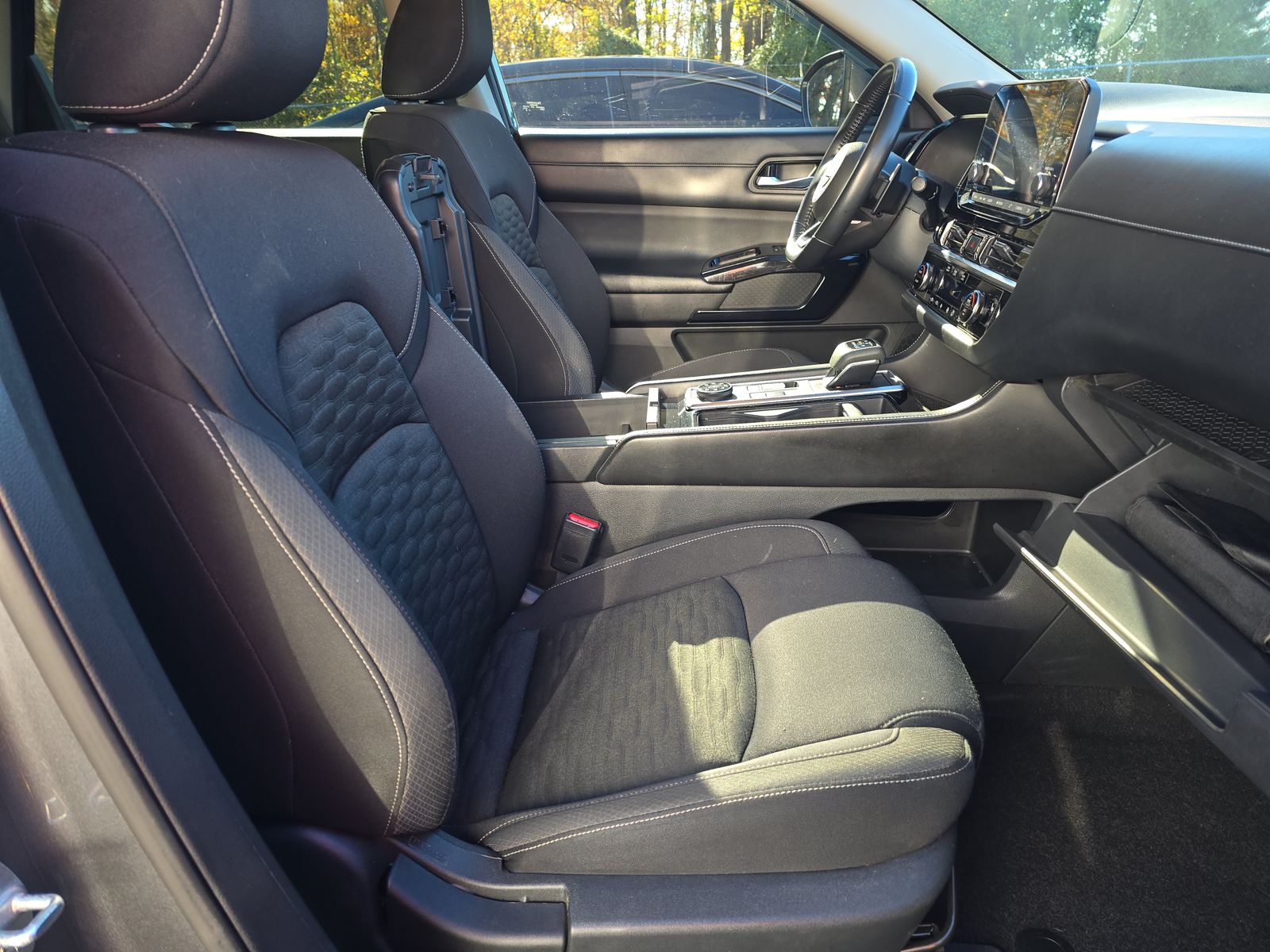 2022 Nissan Pathfinder SV AWD