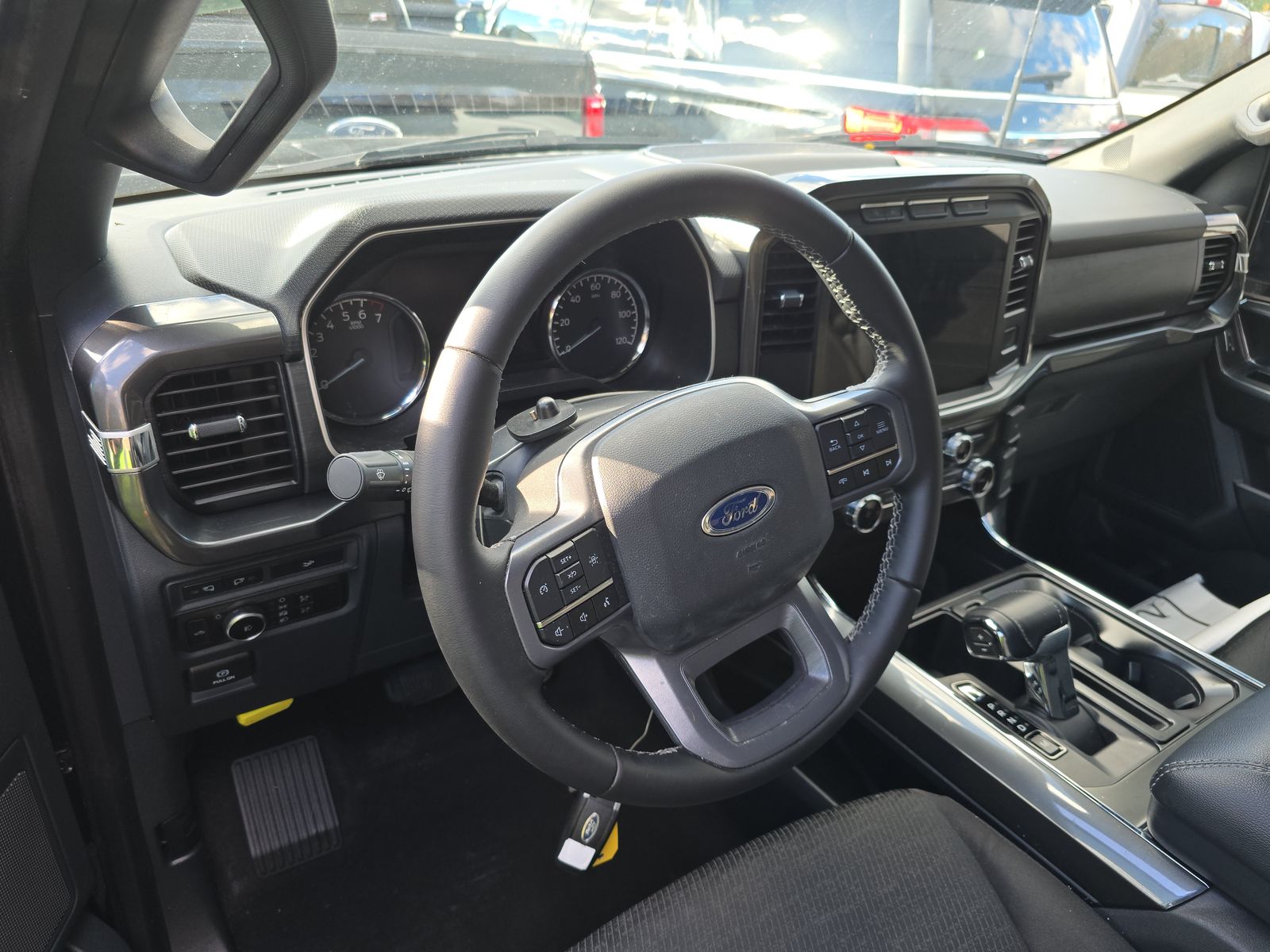 2023 Ford F-150 XLT AWD