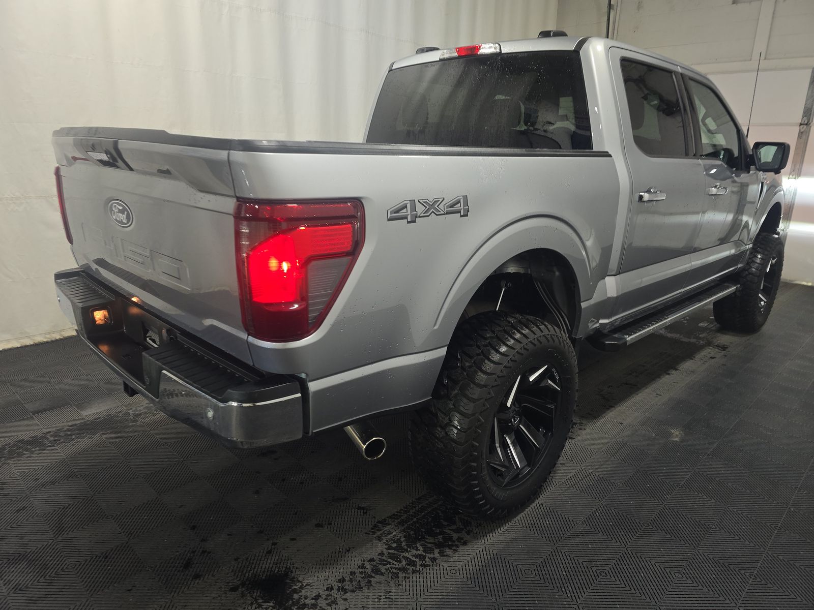2024 Ford F-150 XLT AWD