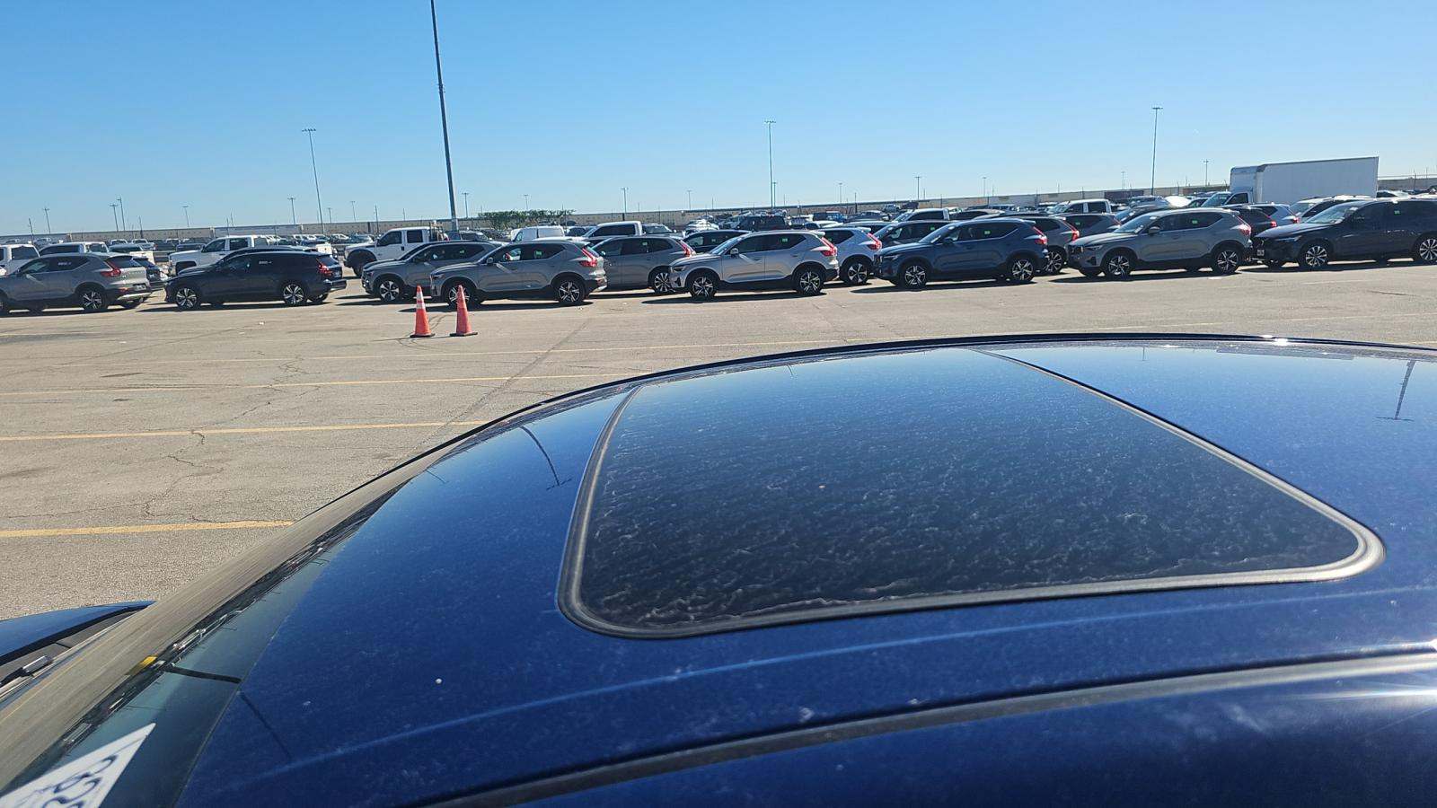 2025 Toyota Camry SE FWD