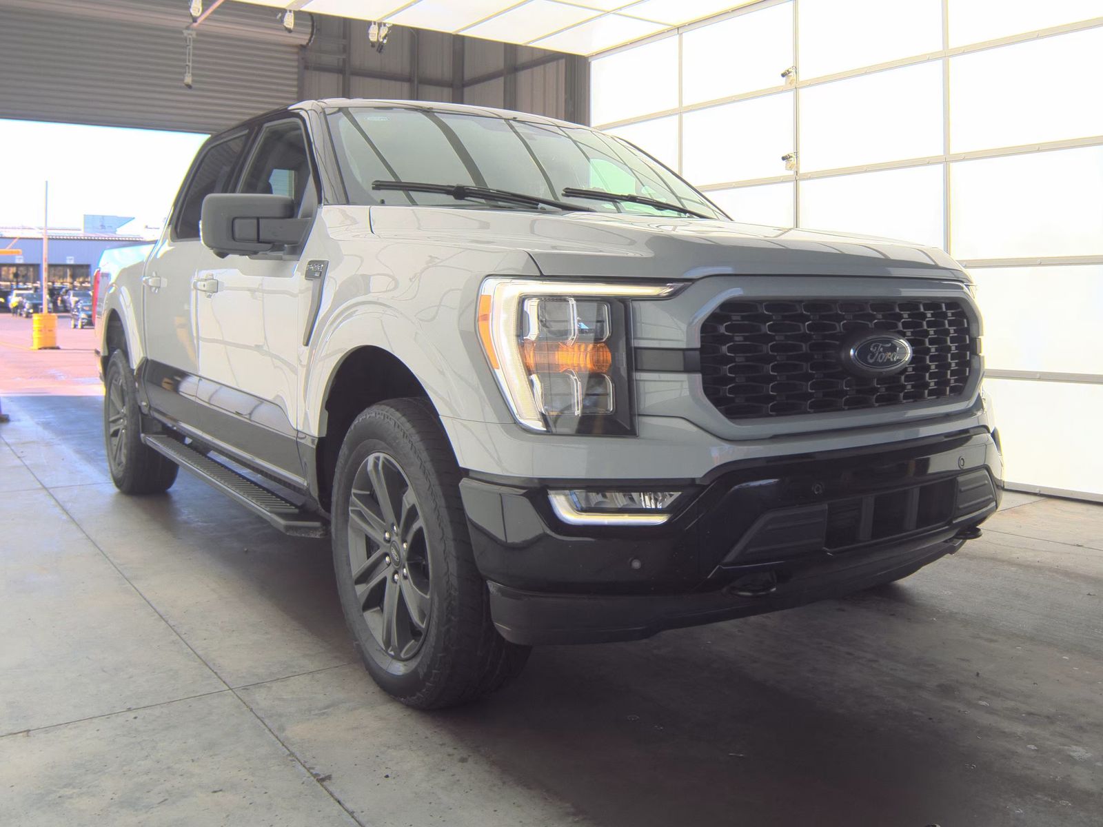 2023 Ford F-150 XLT AWD