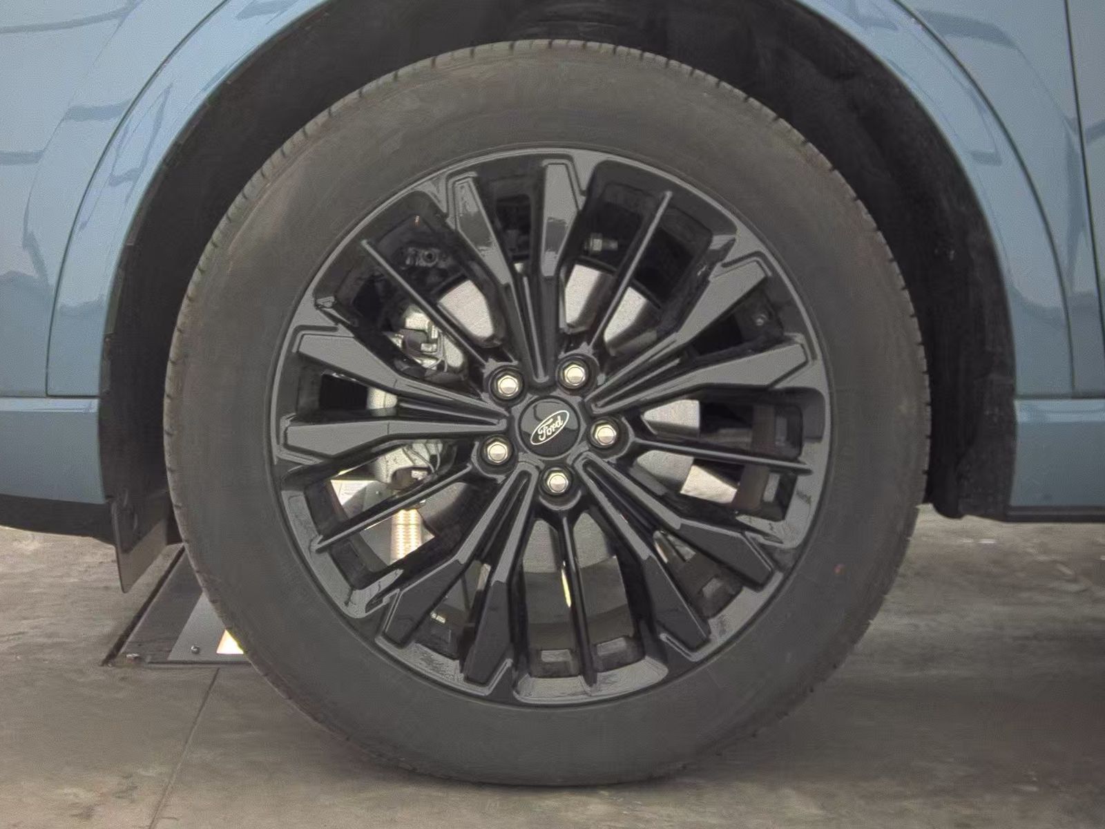 2025 Ford Escape Hybrid ST-Line Elite AWD