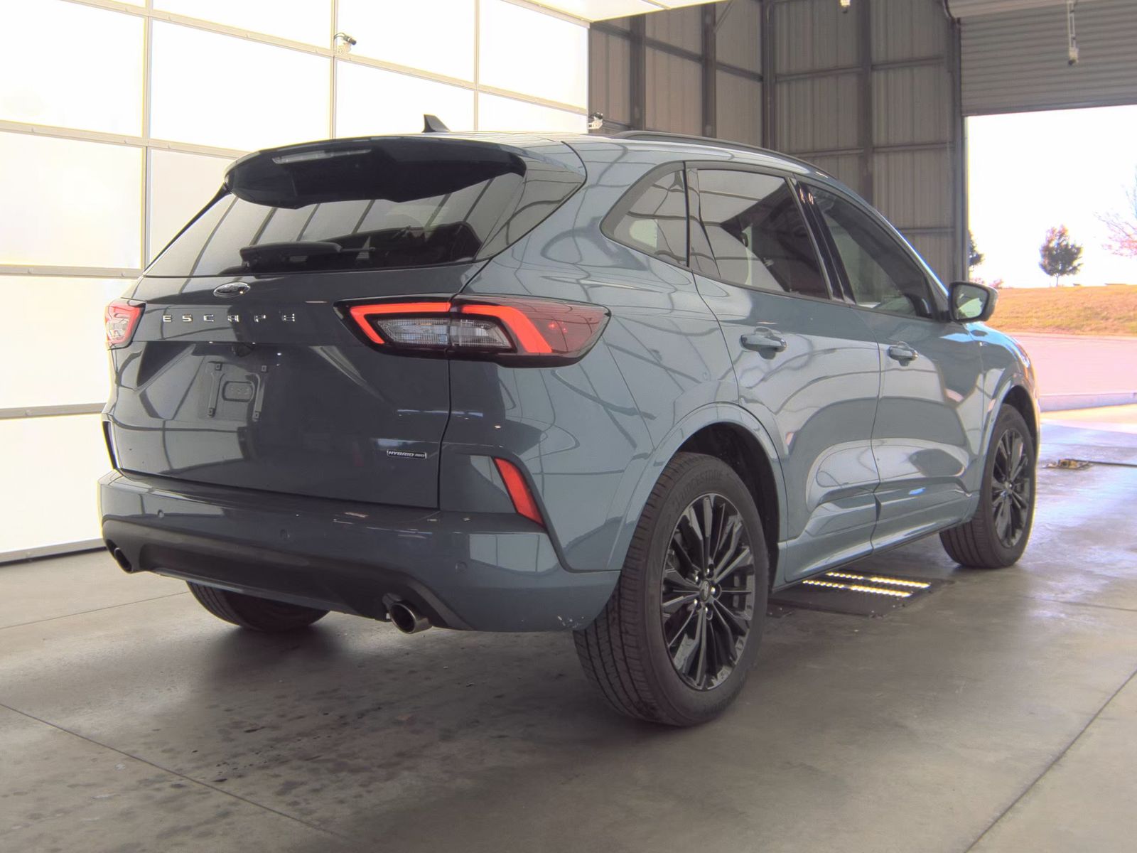 2025 Ford Escape Hybrid ST-Line Elite AWD