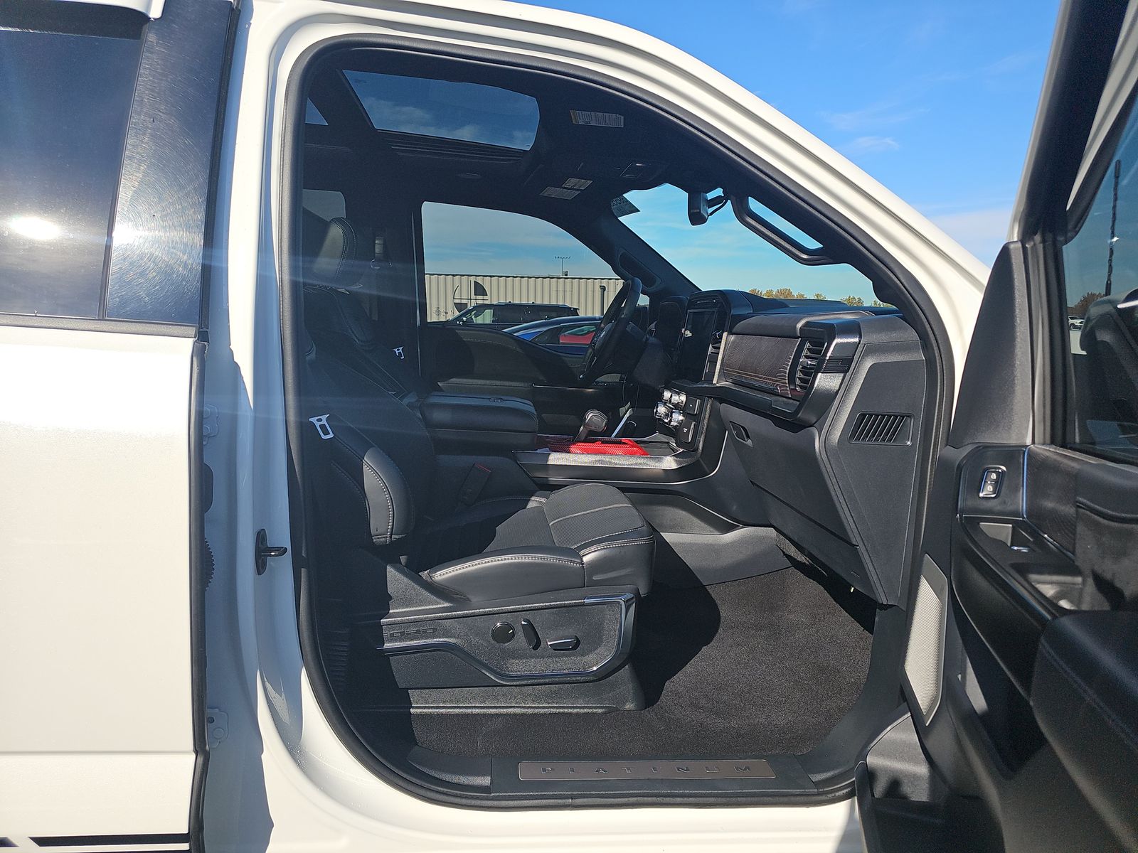 2023 Ford F-150 Hybrid Platinum AWD