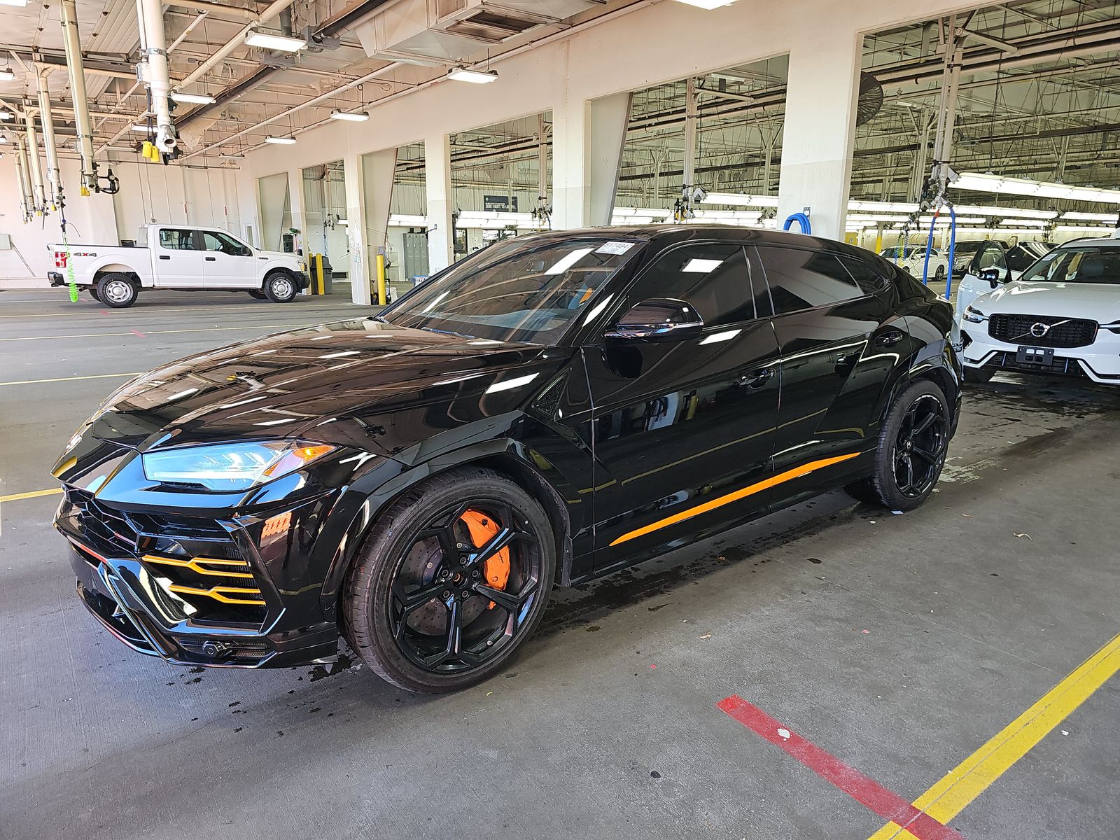2020 Lamborghini Urus Base AWD