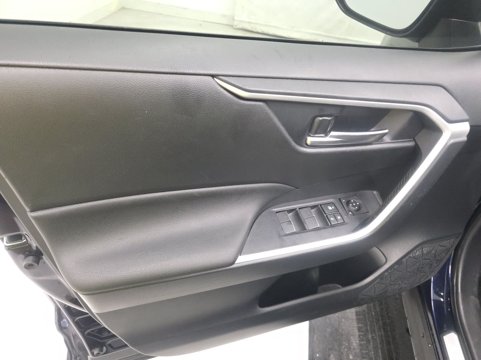 2024 Toyota RAV4 Hybrid XLE Premium AWD