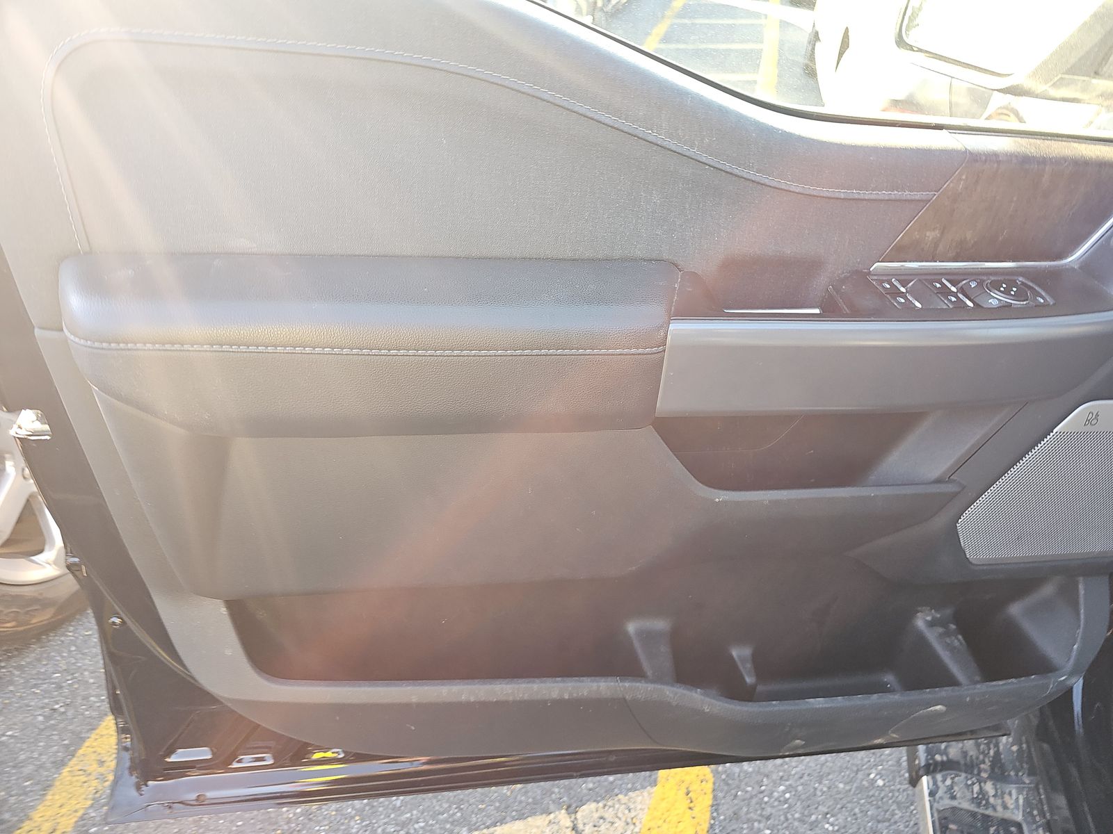 2023 Ford F-150 Lariat AWD