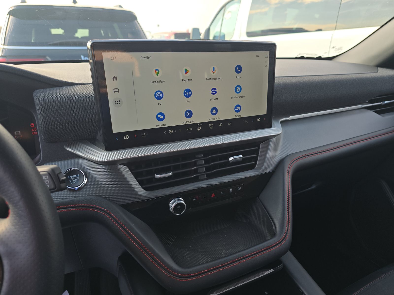 2025 Ford Explorer ST-Line AWD