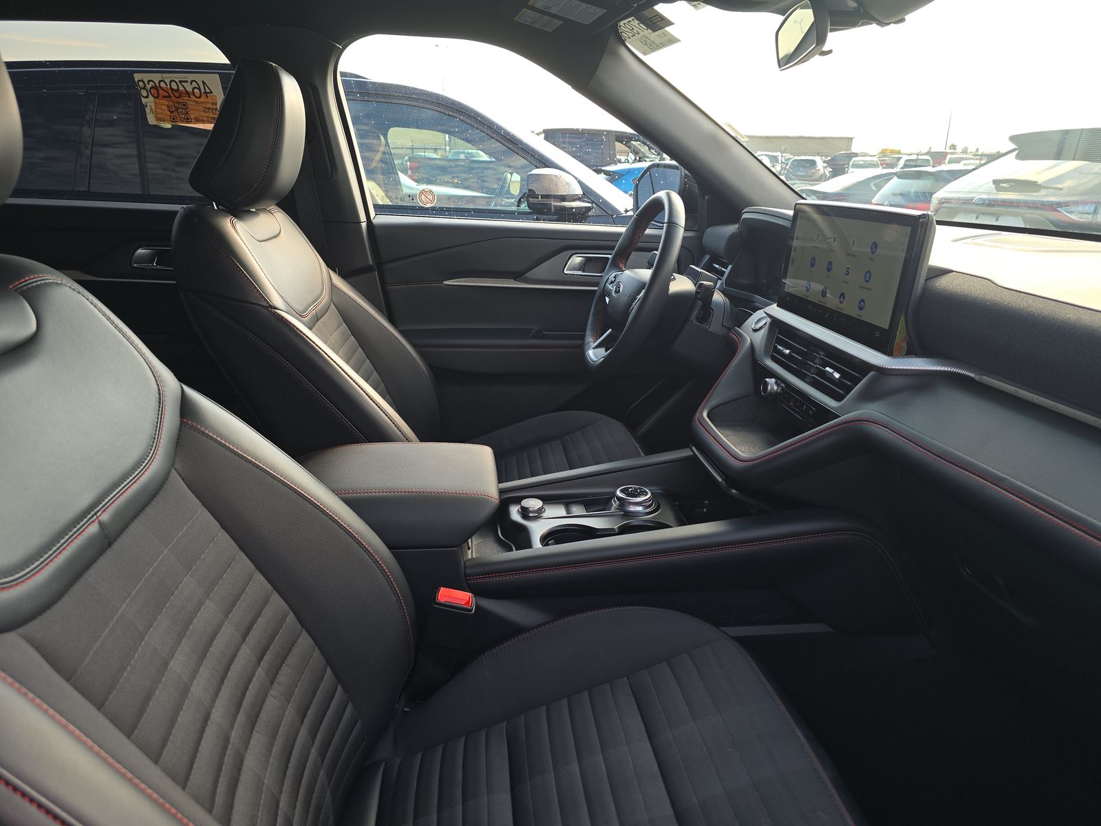 2025 Ford Explorer ST-Line AWD