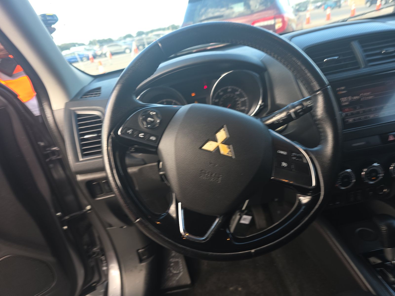 2019 Mitsubishi Outlander Sport SE FWD