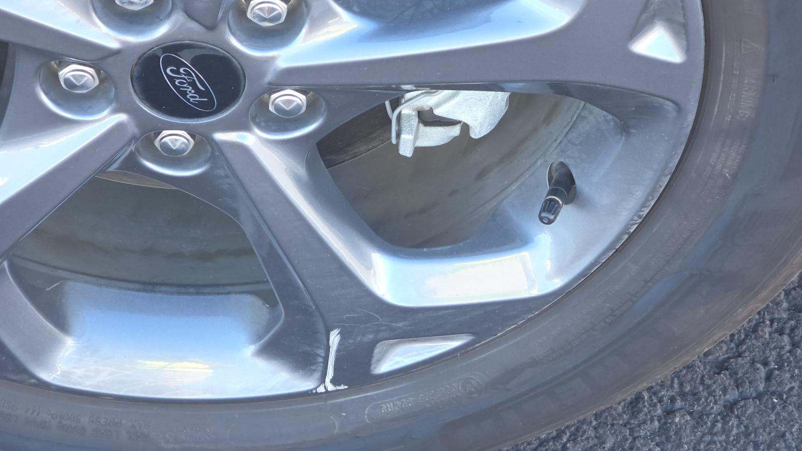 2025 Ford Escape Hybrid ST-Line FWD