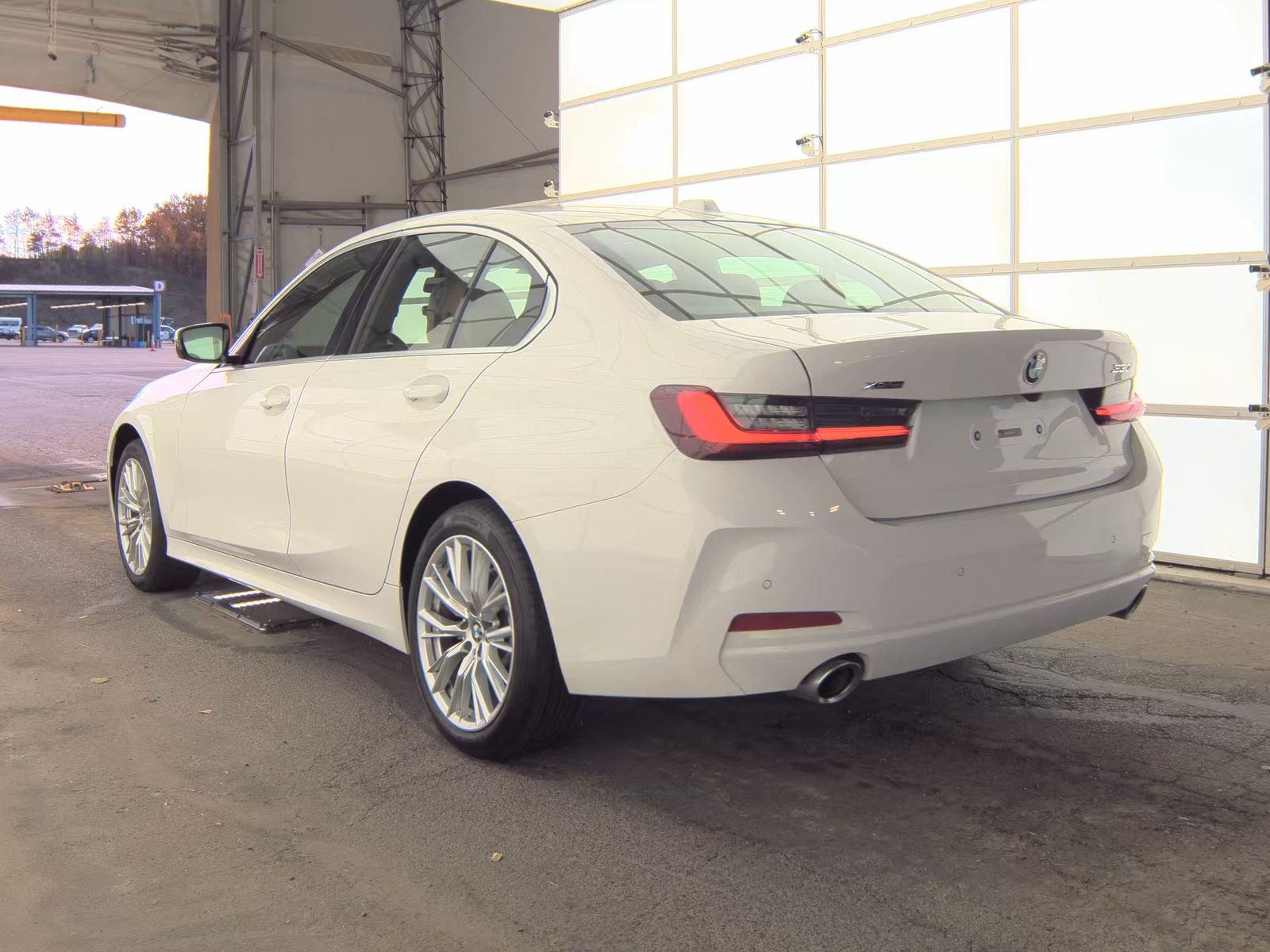 2024 BMW 3 Series 330i xDrive AWD