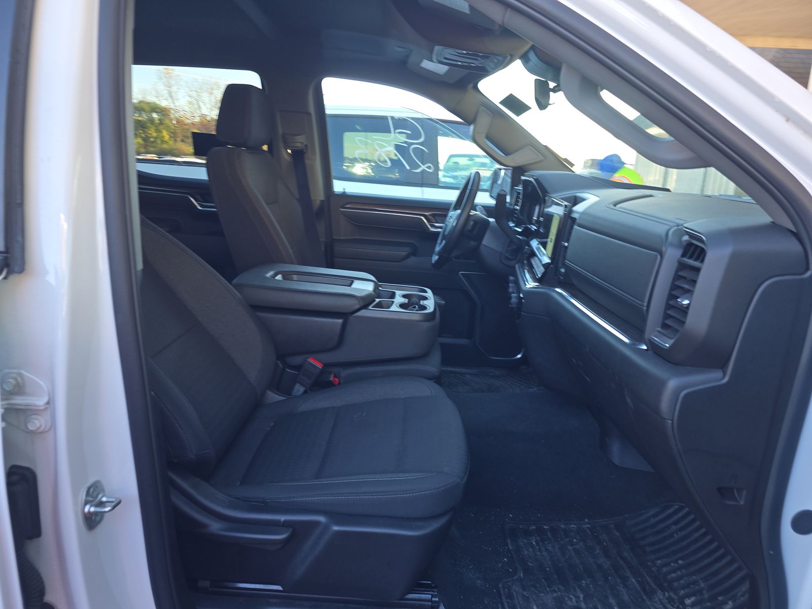 2025 Chevrolet Silverado 1500 LT AWD