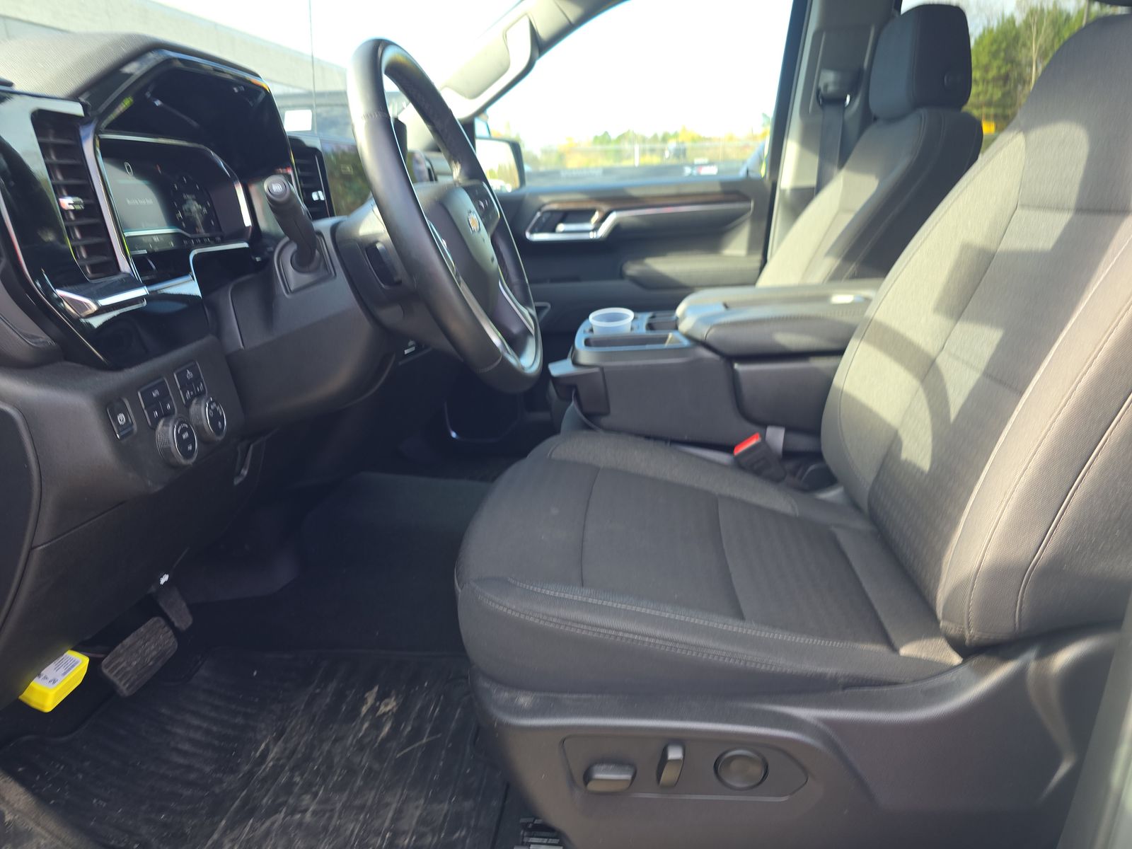 2025 Chevrolet Silverado 1500 LT AWD