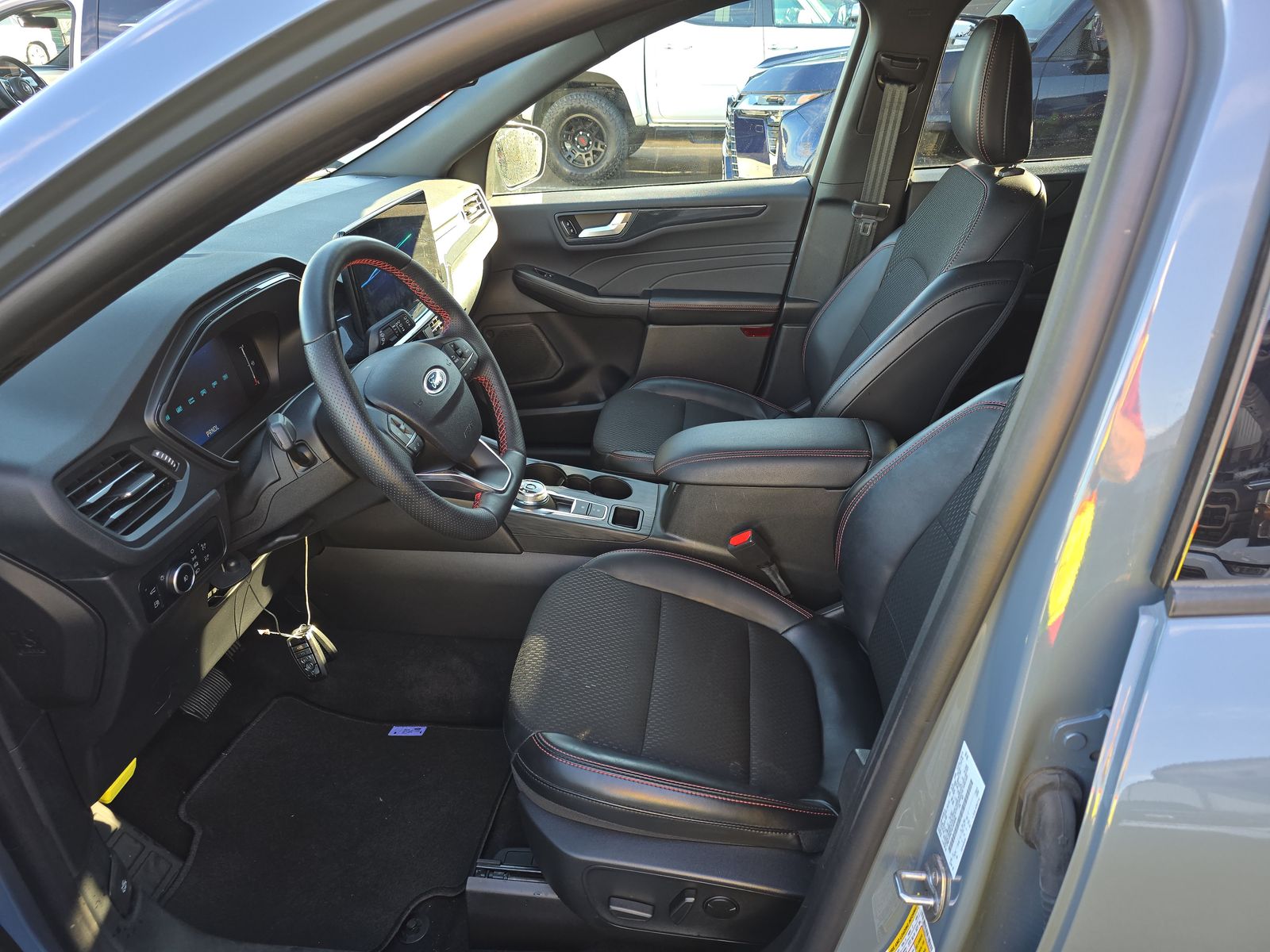 2025 Ford Escape Hybrid ST-Line Elite AWD