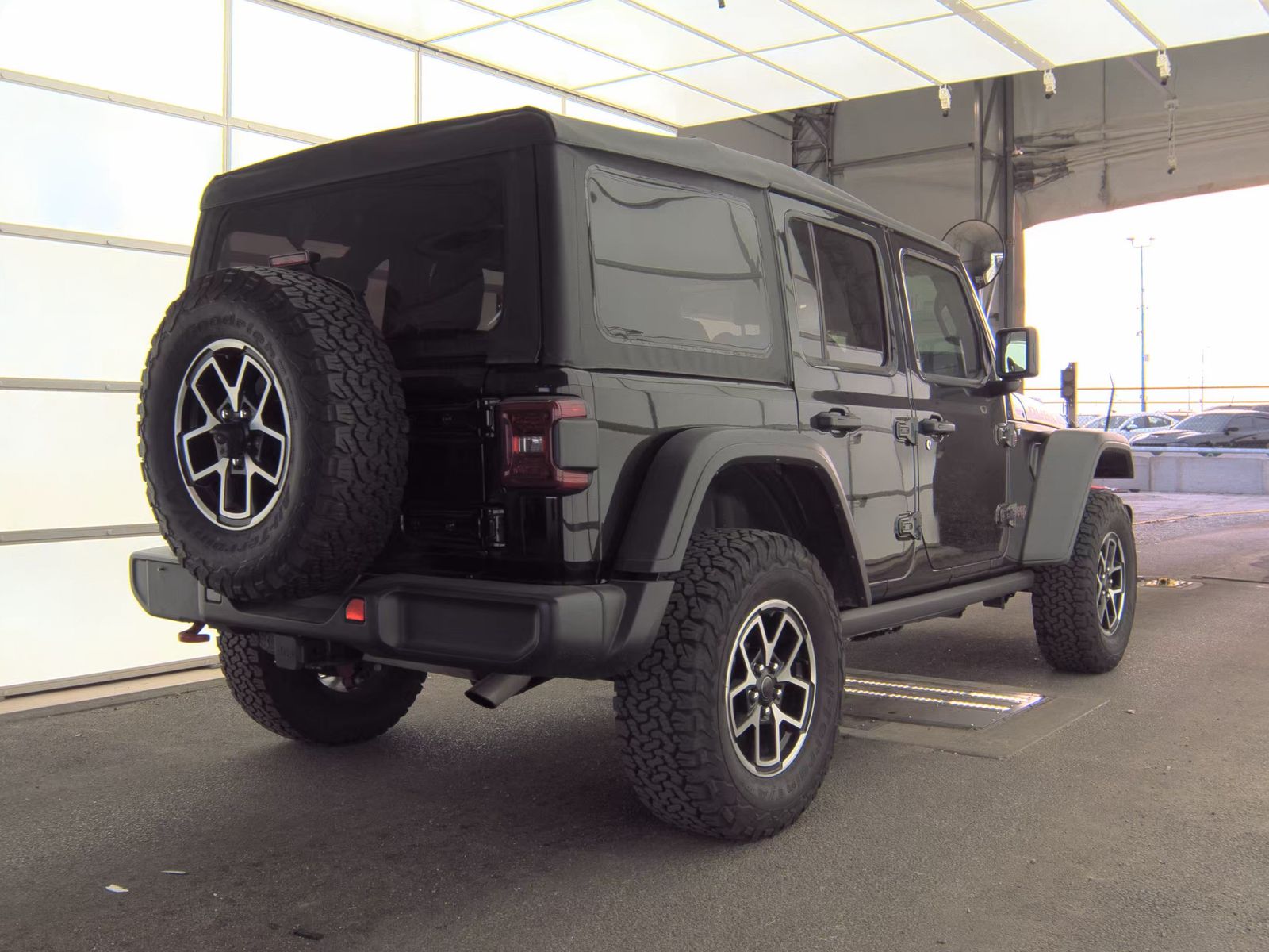 2025 Jeep Wrangler Rubicon AWD