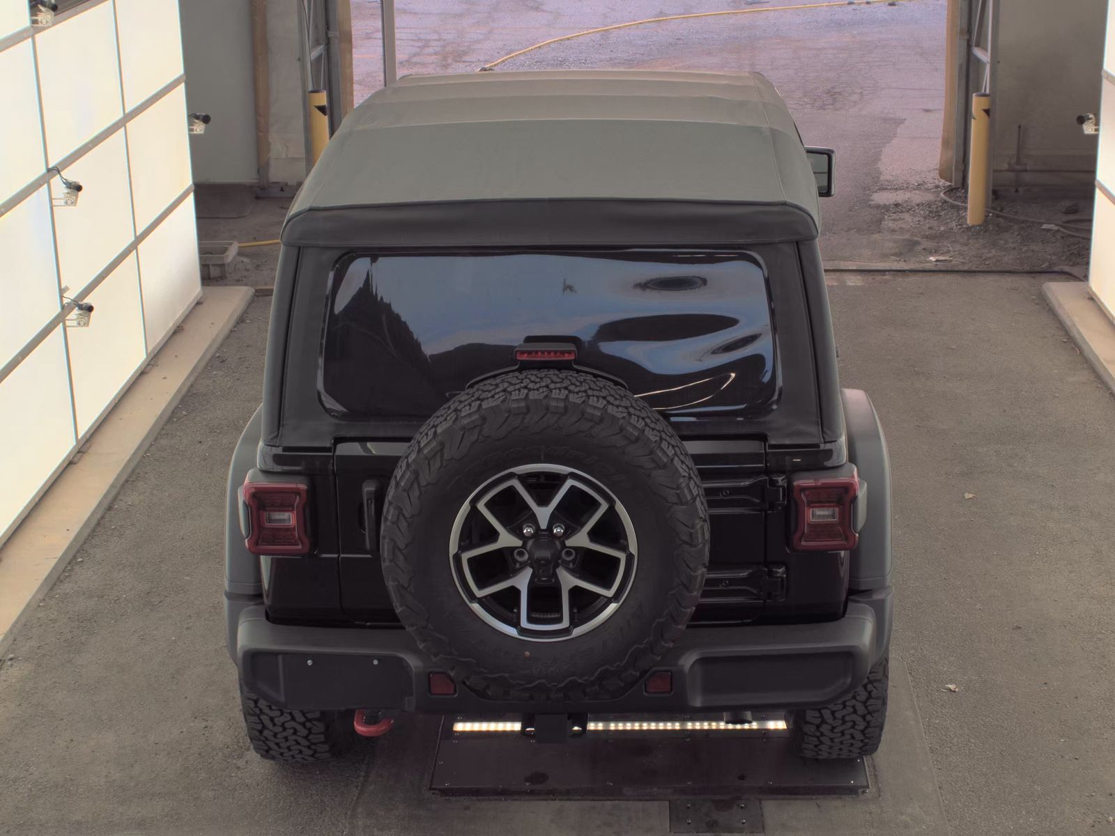 2025 Jeep Wrangler Rubicon AWD