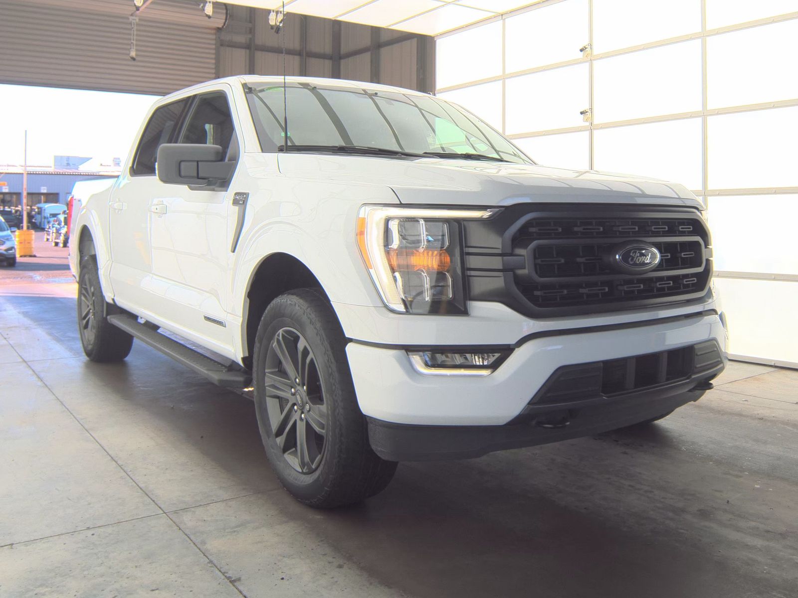 2023 Ford F-150 Hybrid XLT AWD