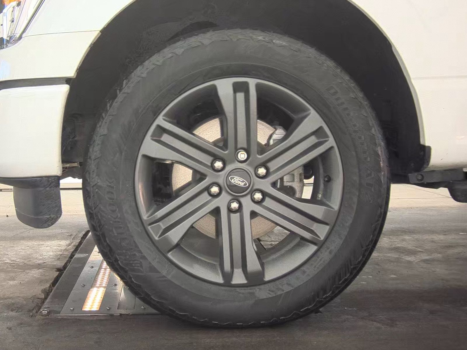 2023 Ford F-150 Hybrid XLT AWD