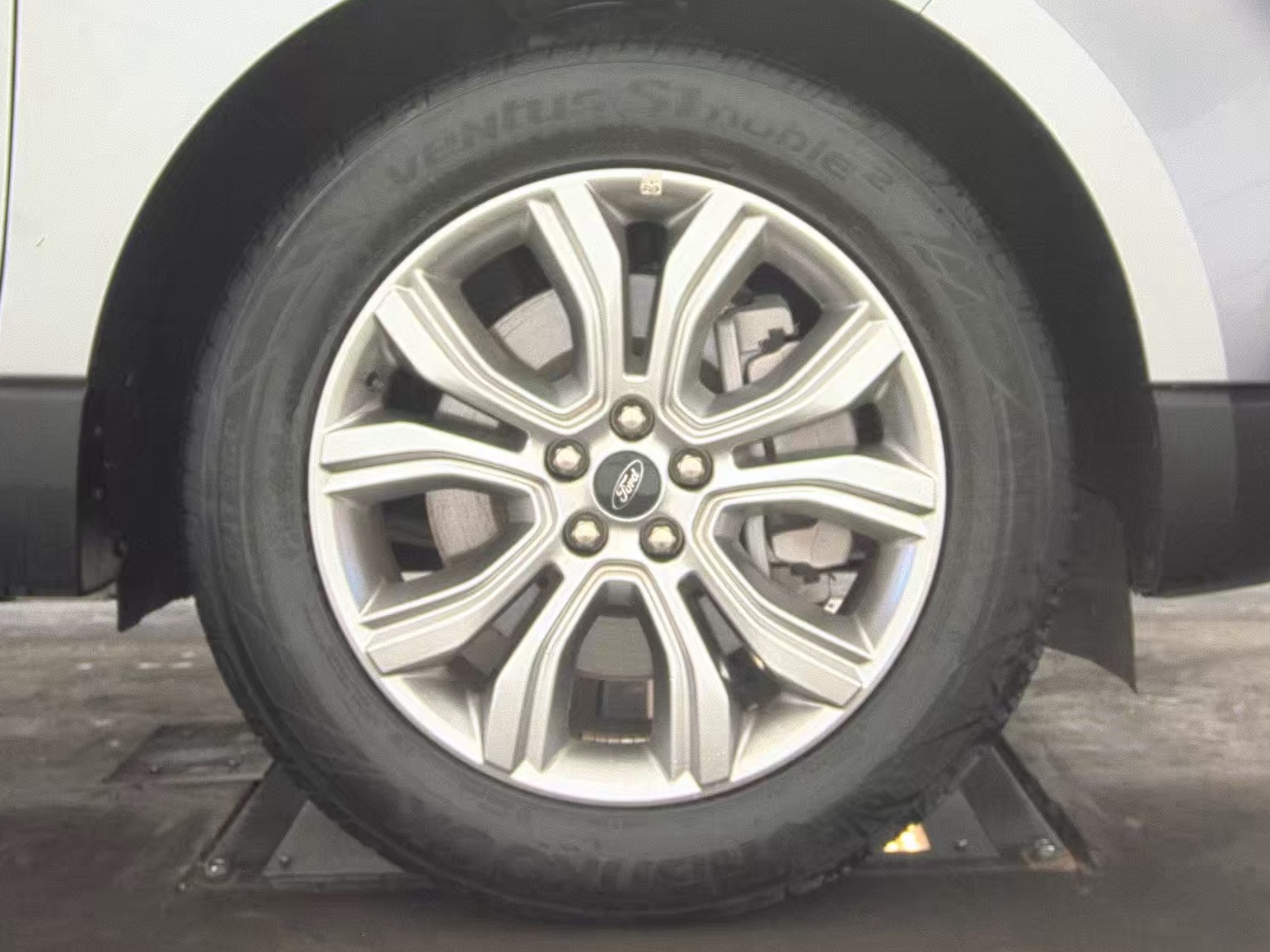 2024 Ford Edge Titanium AWD