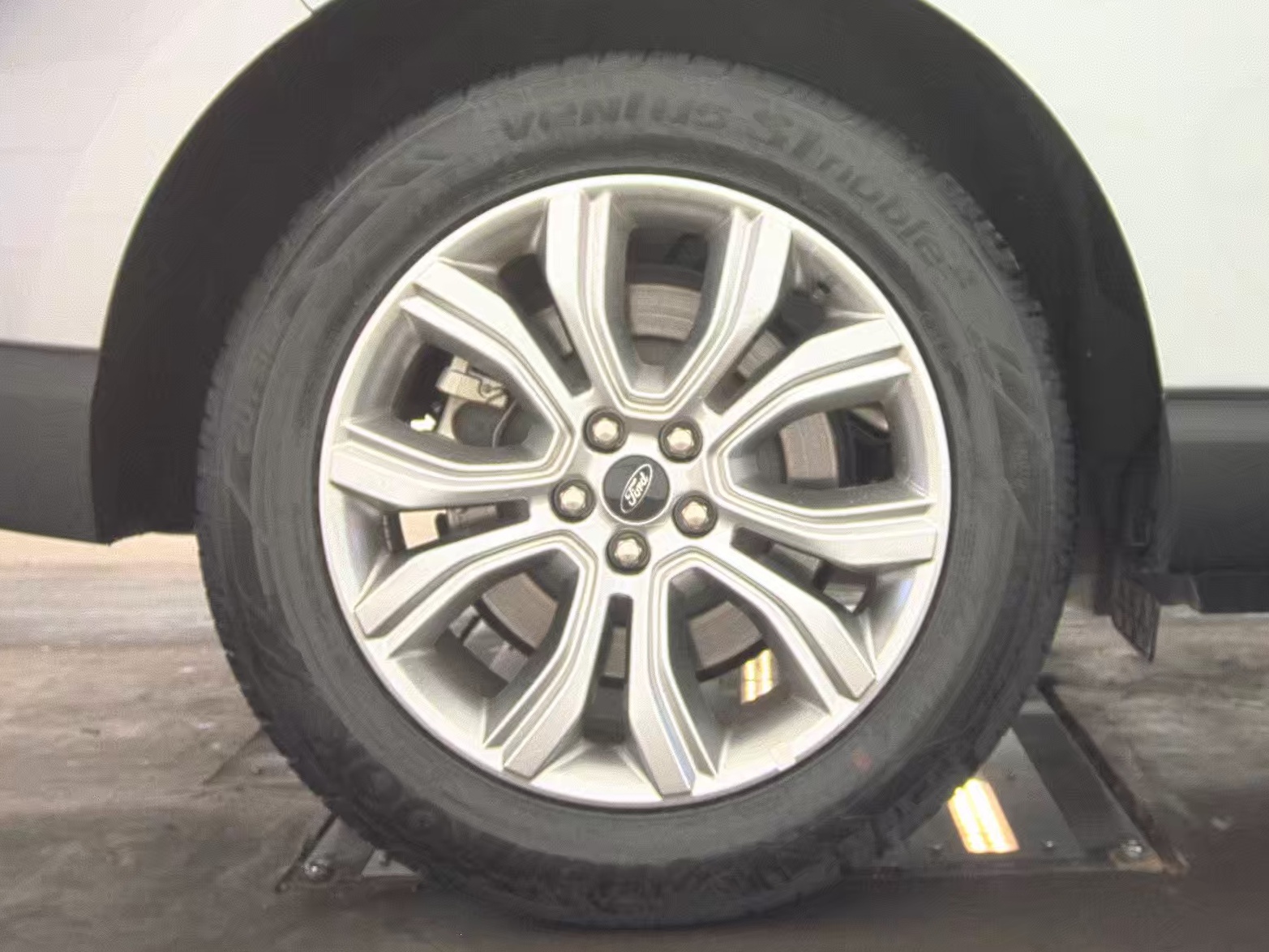 2024 Ford Edge Titanium AWD