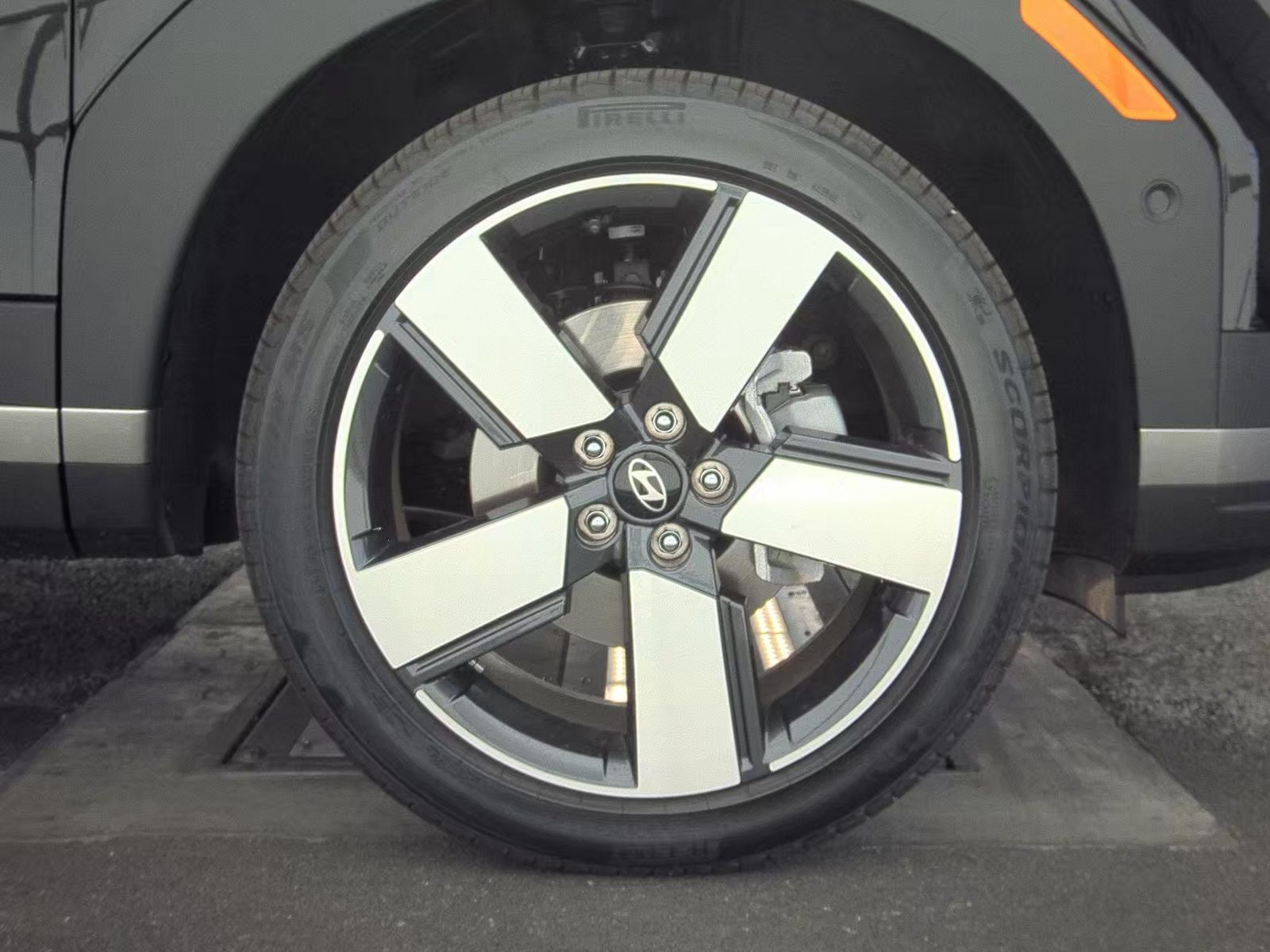 2025 Hyundai Santa Fe Limited FWD