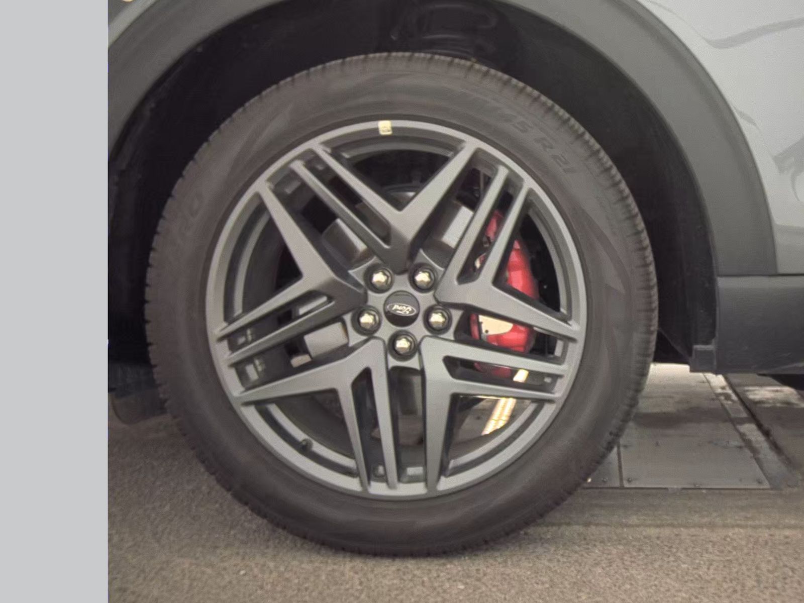 2025 Ford Explorer ST-Line AWD