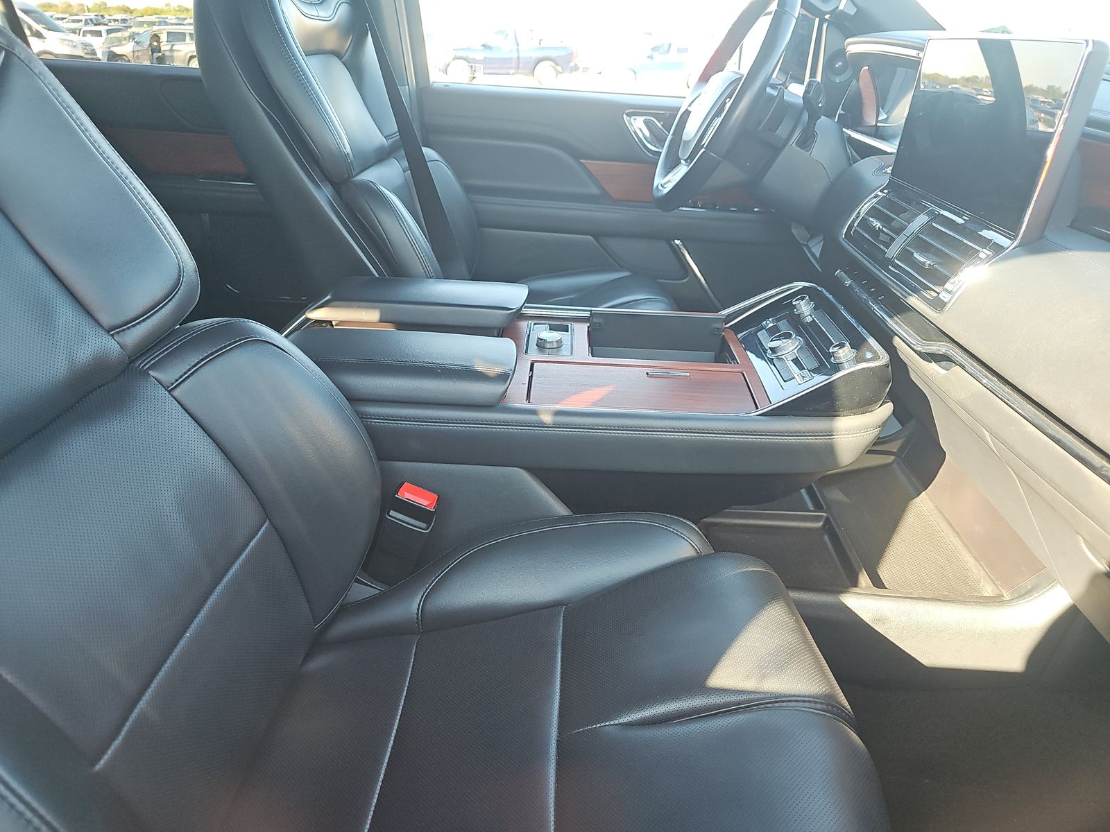 2024 Lincoln Navigator L Premiere AWD