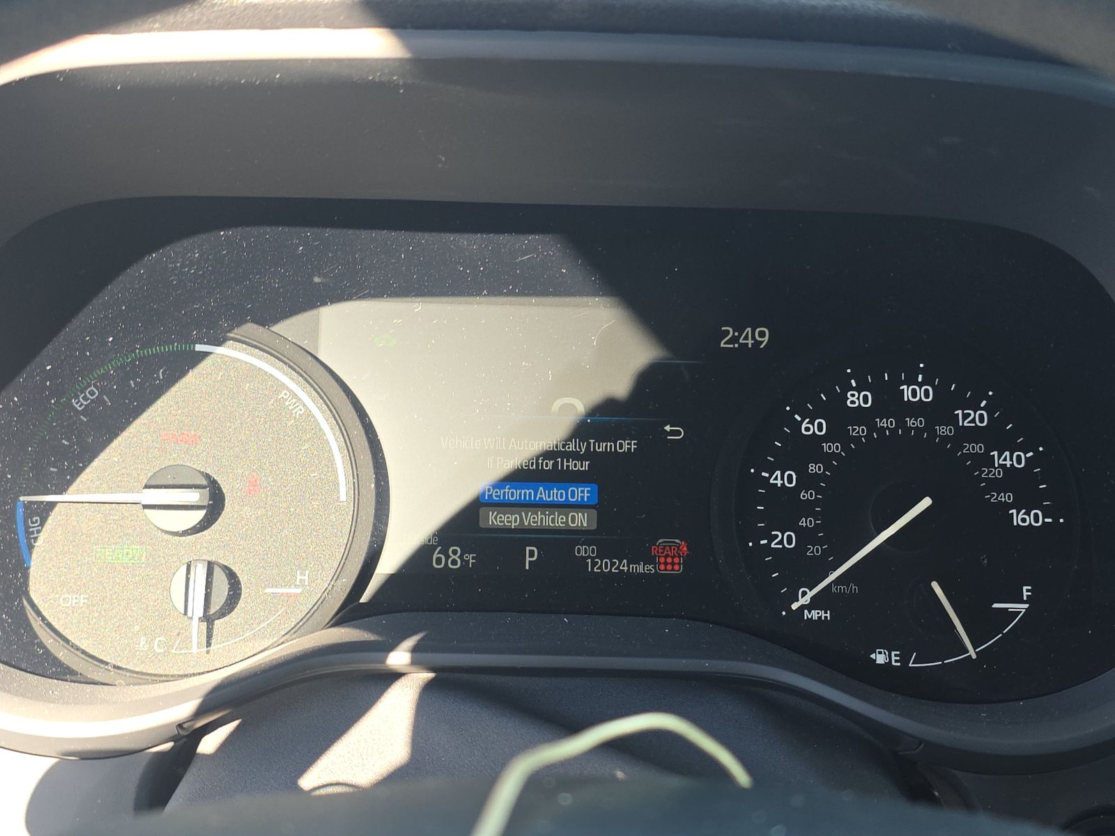 2025 Toyota Sienna LE FWD