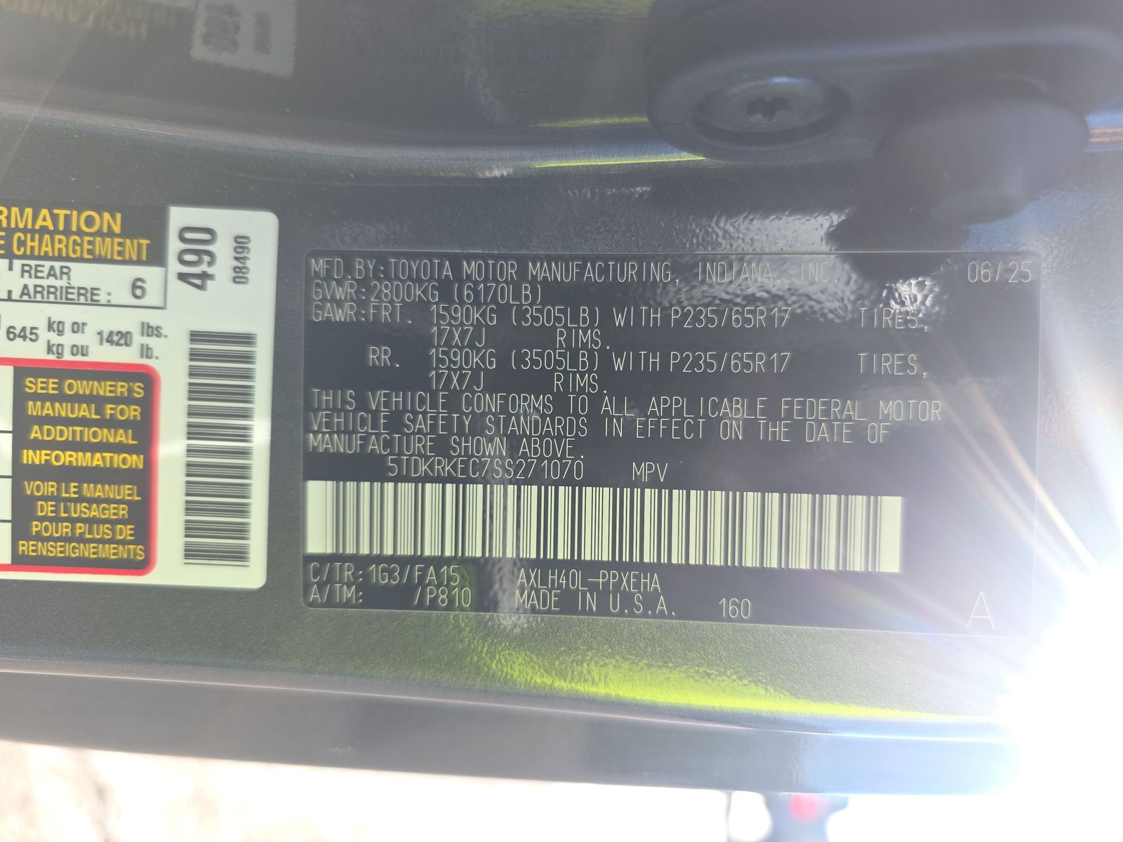 2025 Toyota Sienna LE FWD