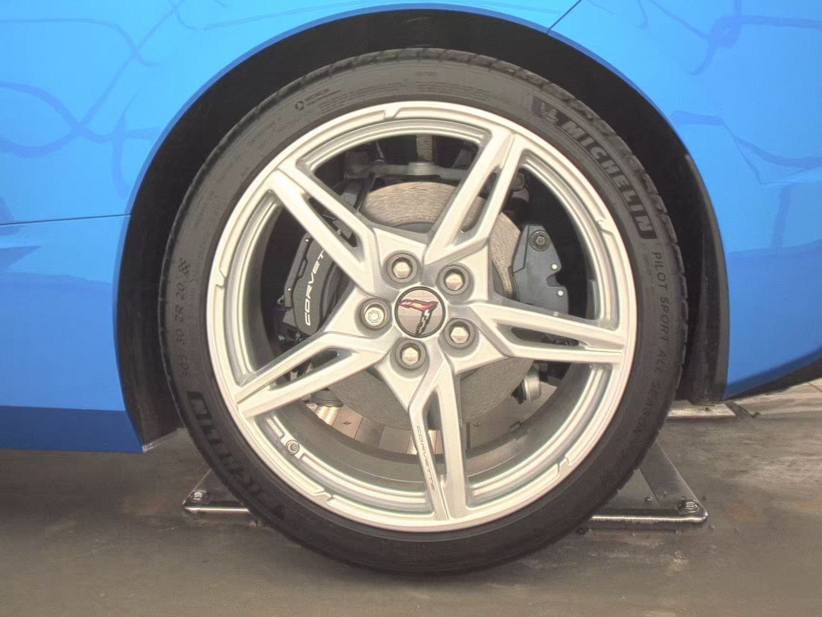 2025 Chevrolet Corvette Stingray RWD