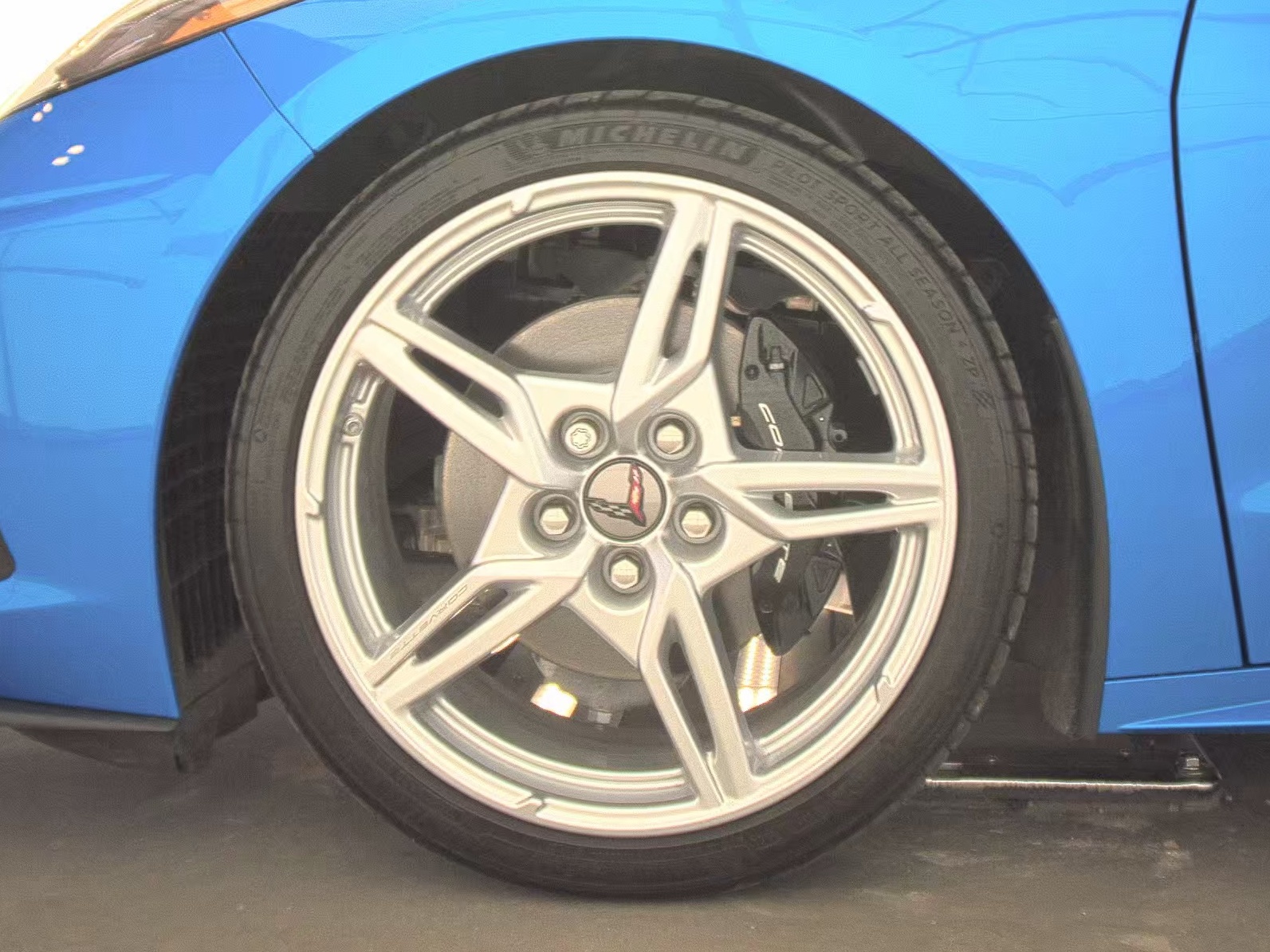 2025 Chevrolet Corvette Stingray RWD