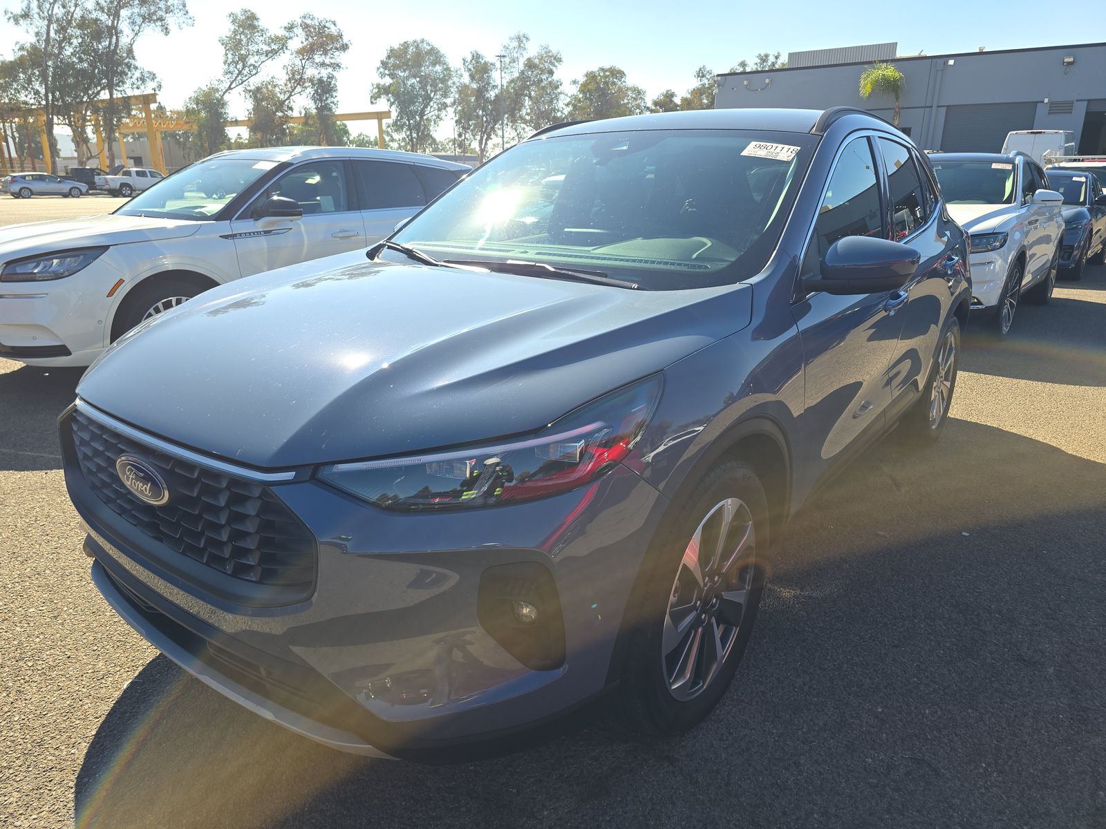 2025 Ford Escape Hybrid Platinum FWD