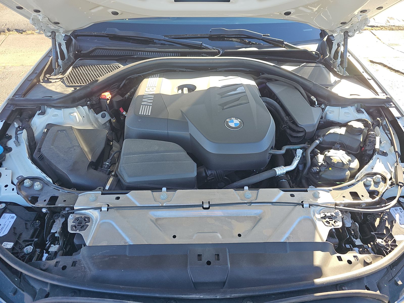 2025 BMW 3 Series 330i xDrive AWD